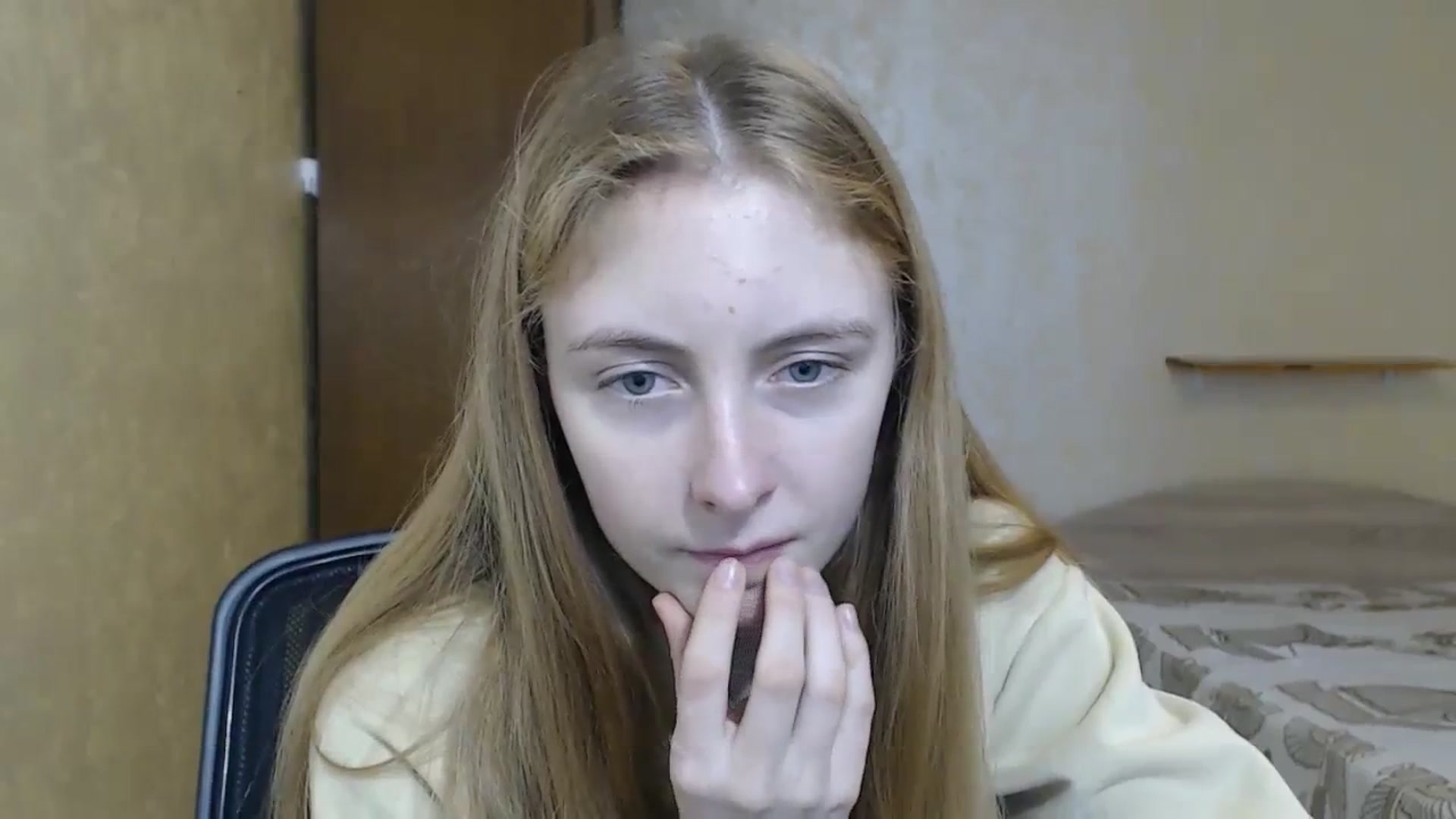 Gallery image thumbnail from LilCutie's myfreecams stream on, 12/27/2023, 11:52 image 7 of 20