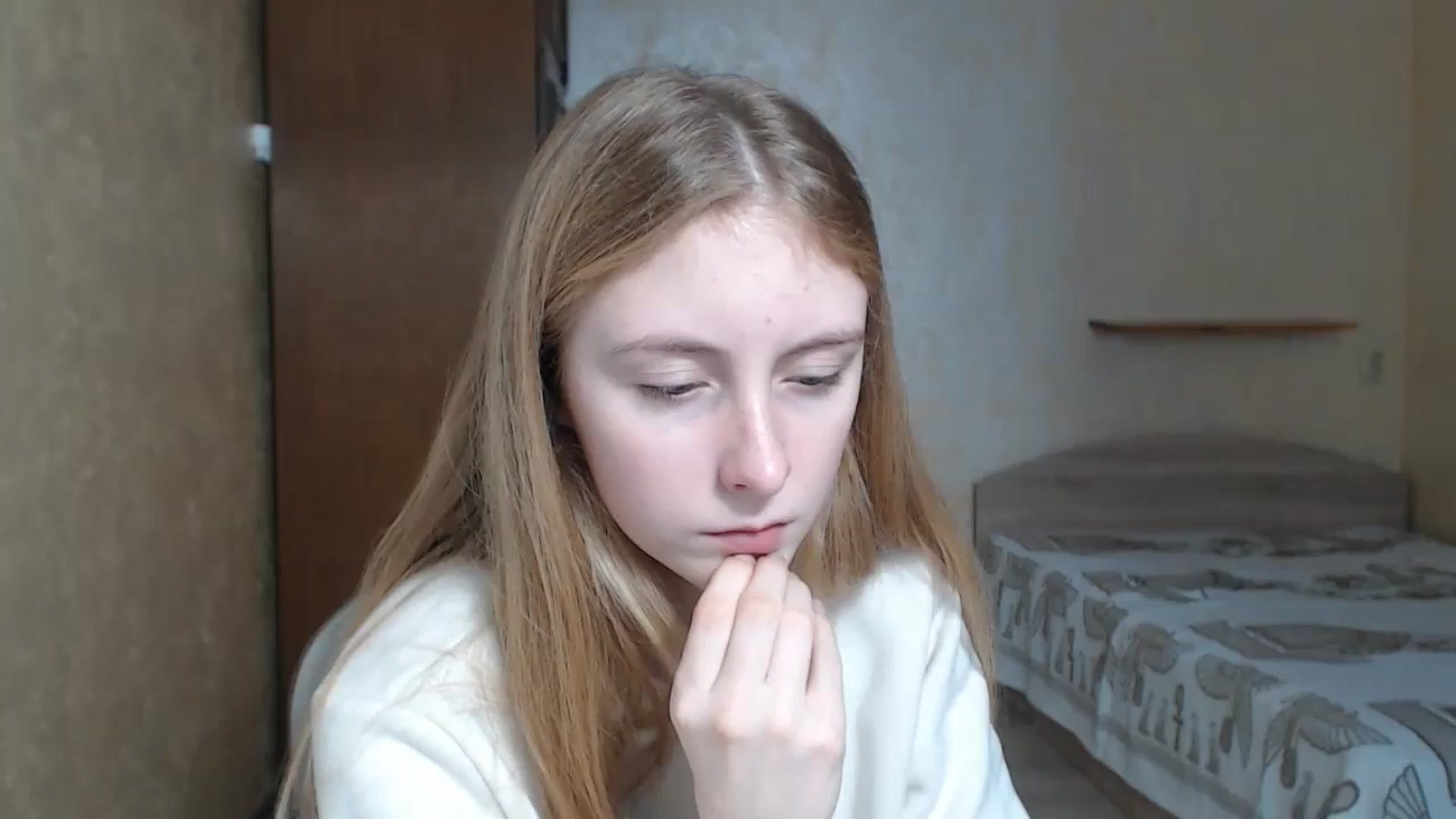 Gallery image thumbnail from LilCutie's myfreecams stream on, 12/29/2023, 12:04 image 8 of 20
