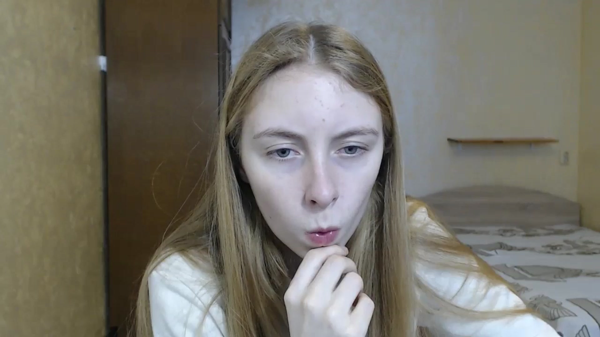 Gallery image thumbnail from LilCutie's myfreecams stream on, 12/31/2023, 10:32 image 8 of 20