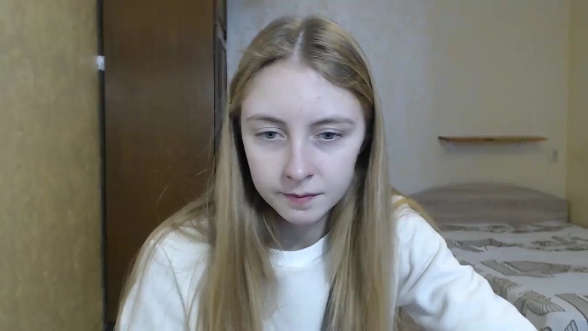 Gallery image thumbnail from LilCutie's myfreecams stream on, 12/31/2023, 10:32 image 15 of 20