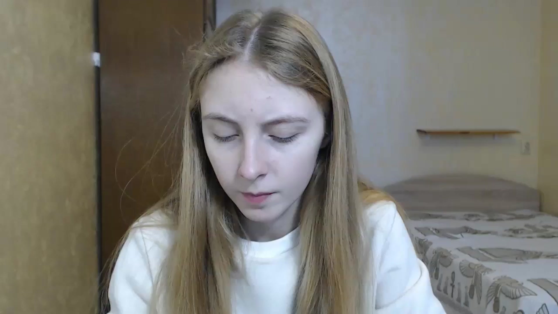 Gallery image thumbnail from LilCutie's myfreecams stream on, 12/31/2023, 10:32 image 1 of 20