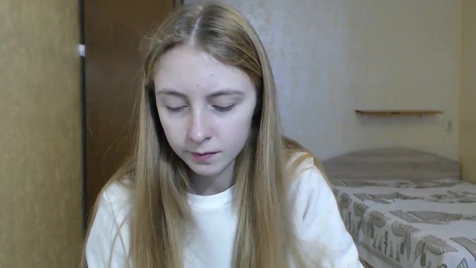 Gallery image thumbnail from LilCutie's myfreecams stream on, 12/31/2023, 10:32 image 12 of 20