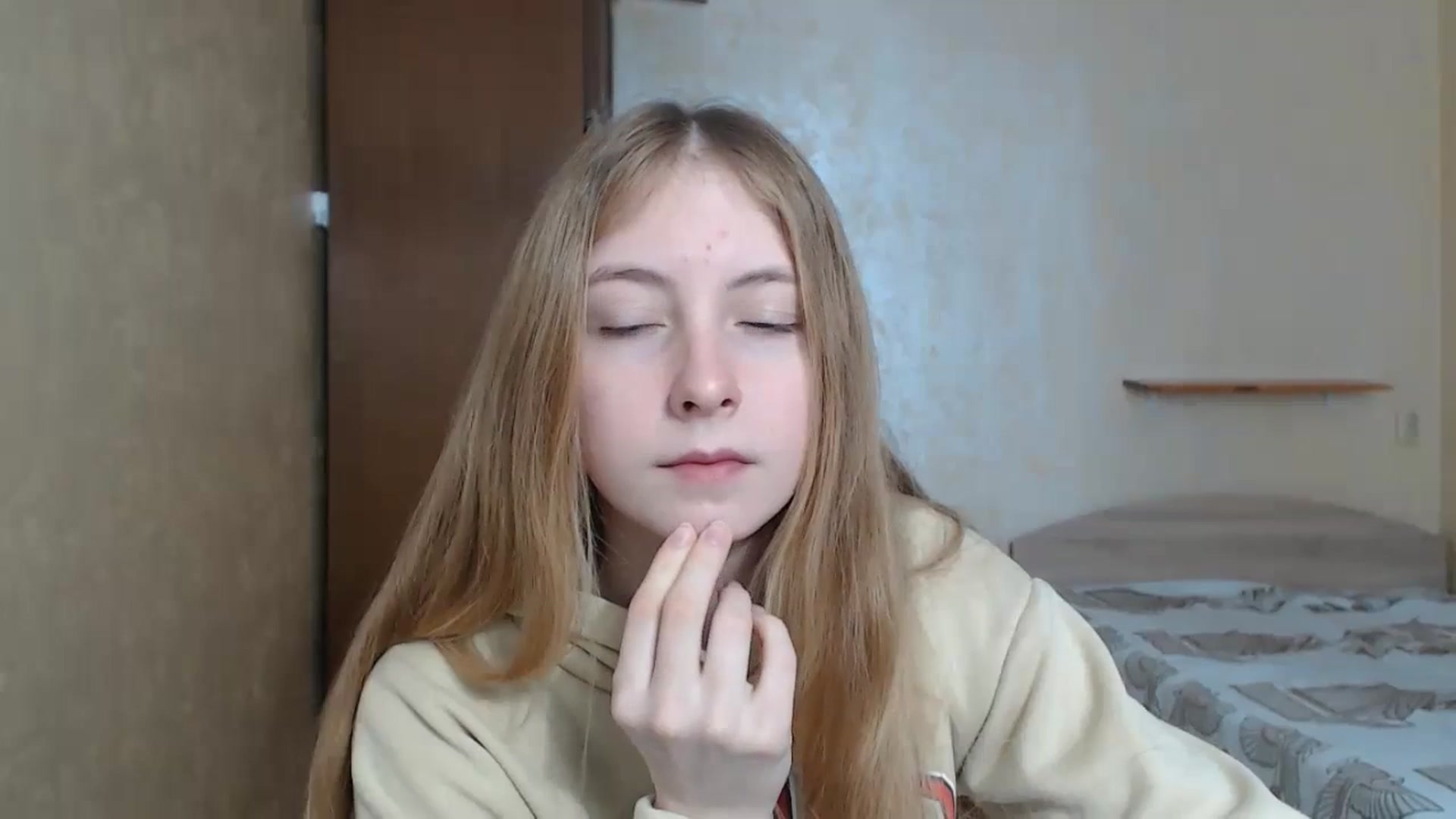 Gallery image thumbnail from LilCutie's myfreecams stream on, 01/11/2024, 09:35 image 2 of 20
