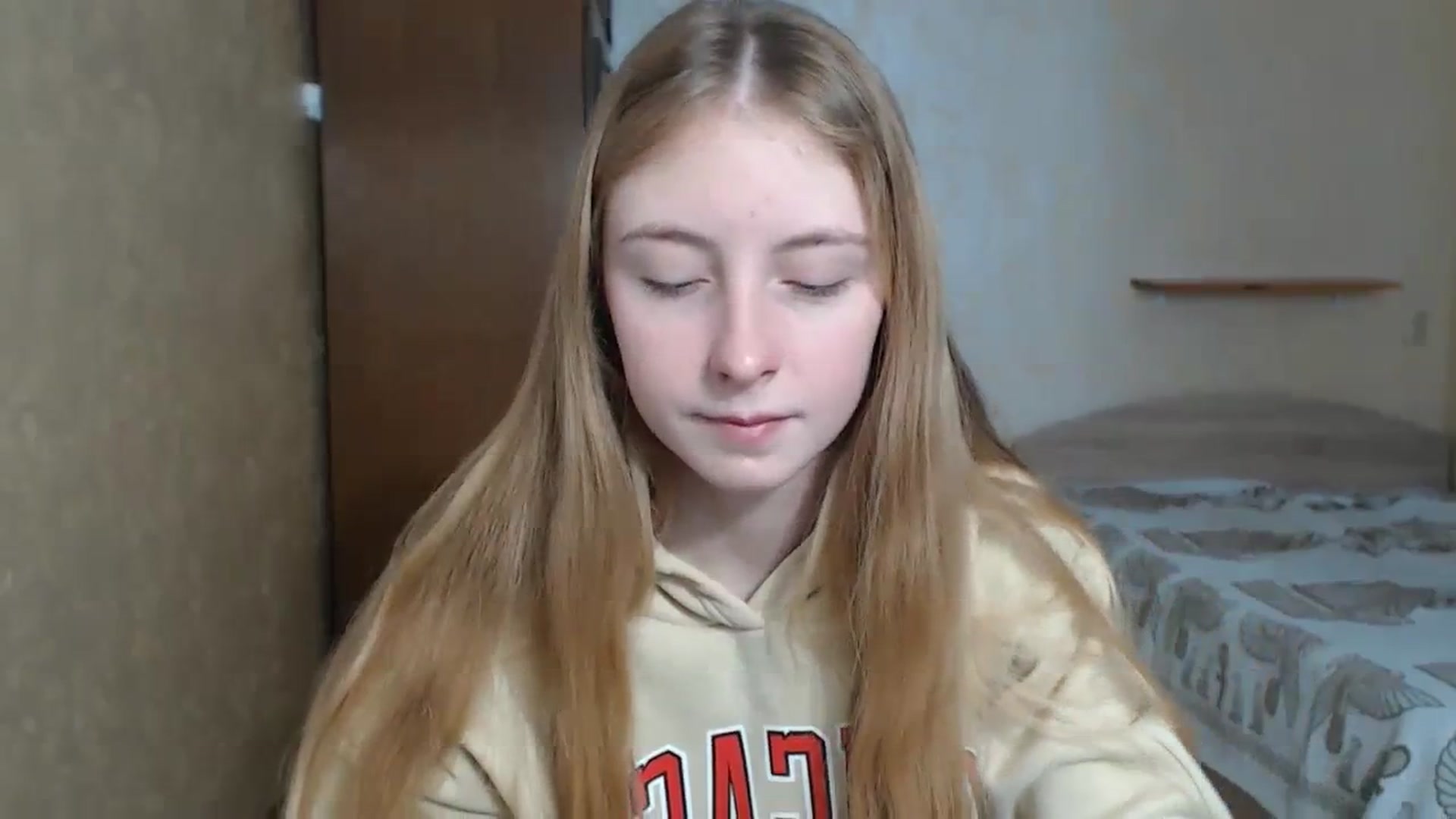 Gallery image thumbnail from LilCutie's myfreecams stream on, 01/11/2024, 11:38 image 11 of 20