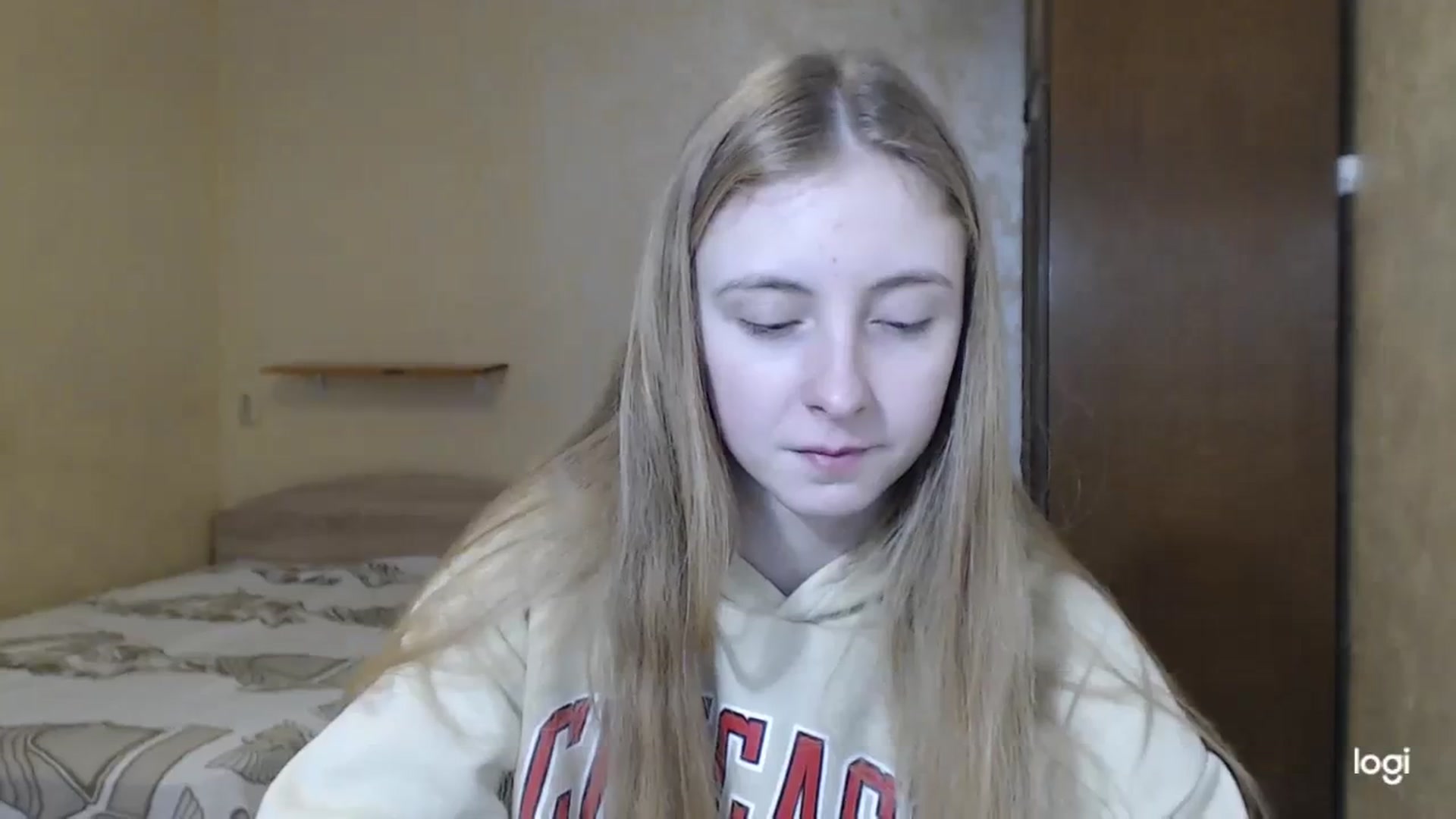 Gallery image thumbnail from LilCutie's myfreecams stream on, 01/16/2024, 14:20 image 12 of 20