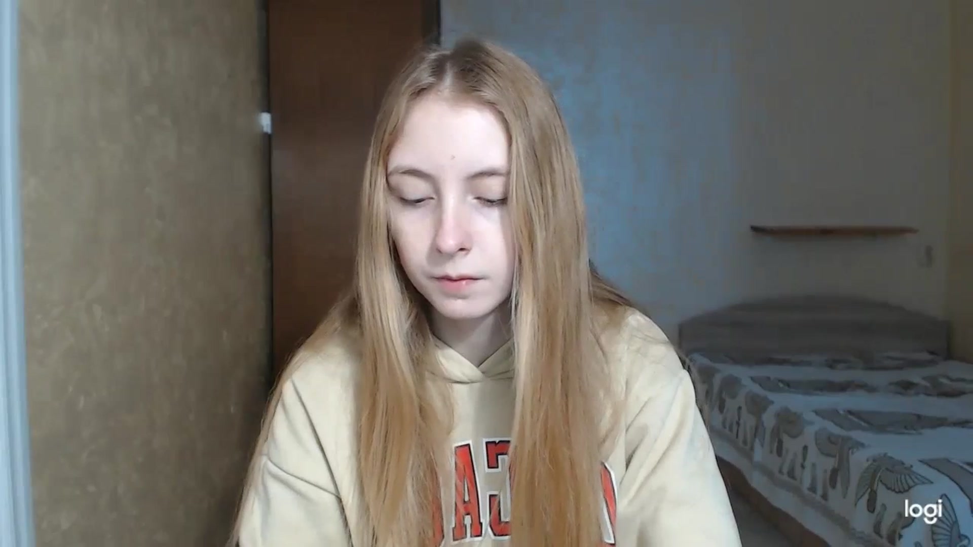 Gallery image thumbnail from LilCutie's myfreecams stream on, 01/31/2024, 14:12 image 14 of 20