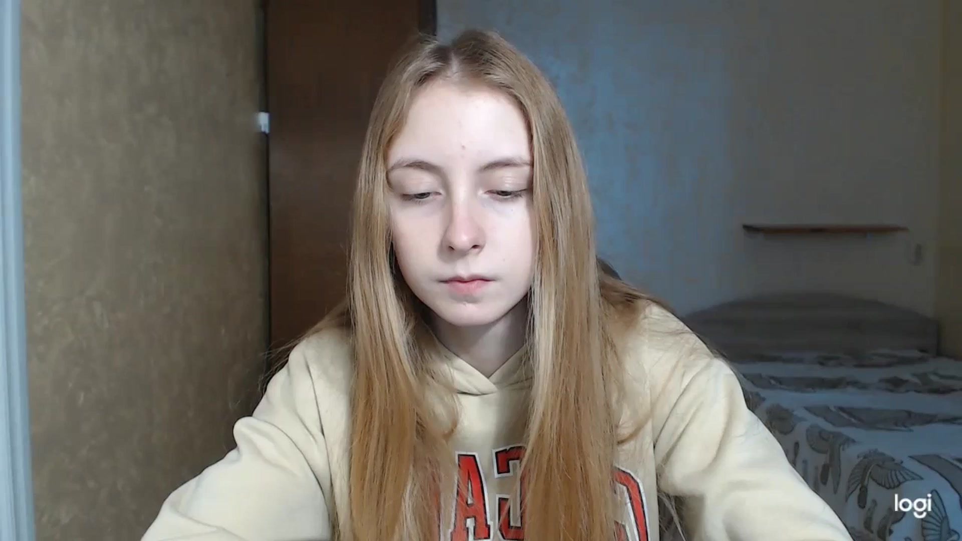 Gallery image thumbnail from LilCutie's myfreecams stream on, 01/31/2024, 14:12 image 7 of 20