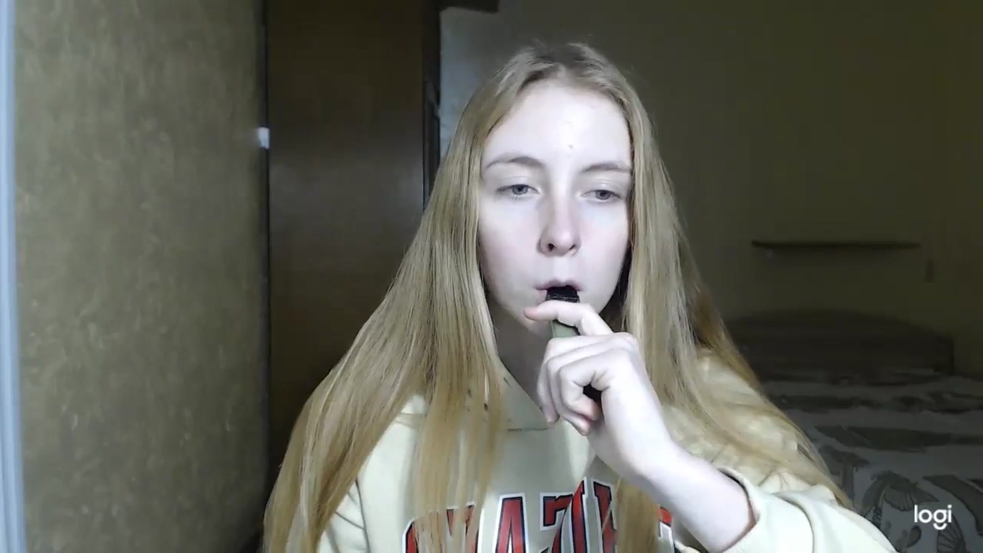 Gallery image thumbnail from LilCutie's myfreecams stream on, 01/31/2024, 15:20 image 14 of 20