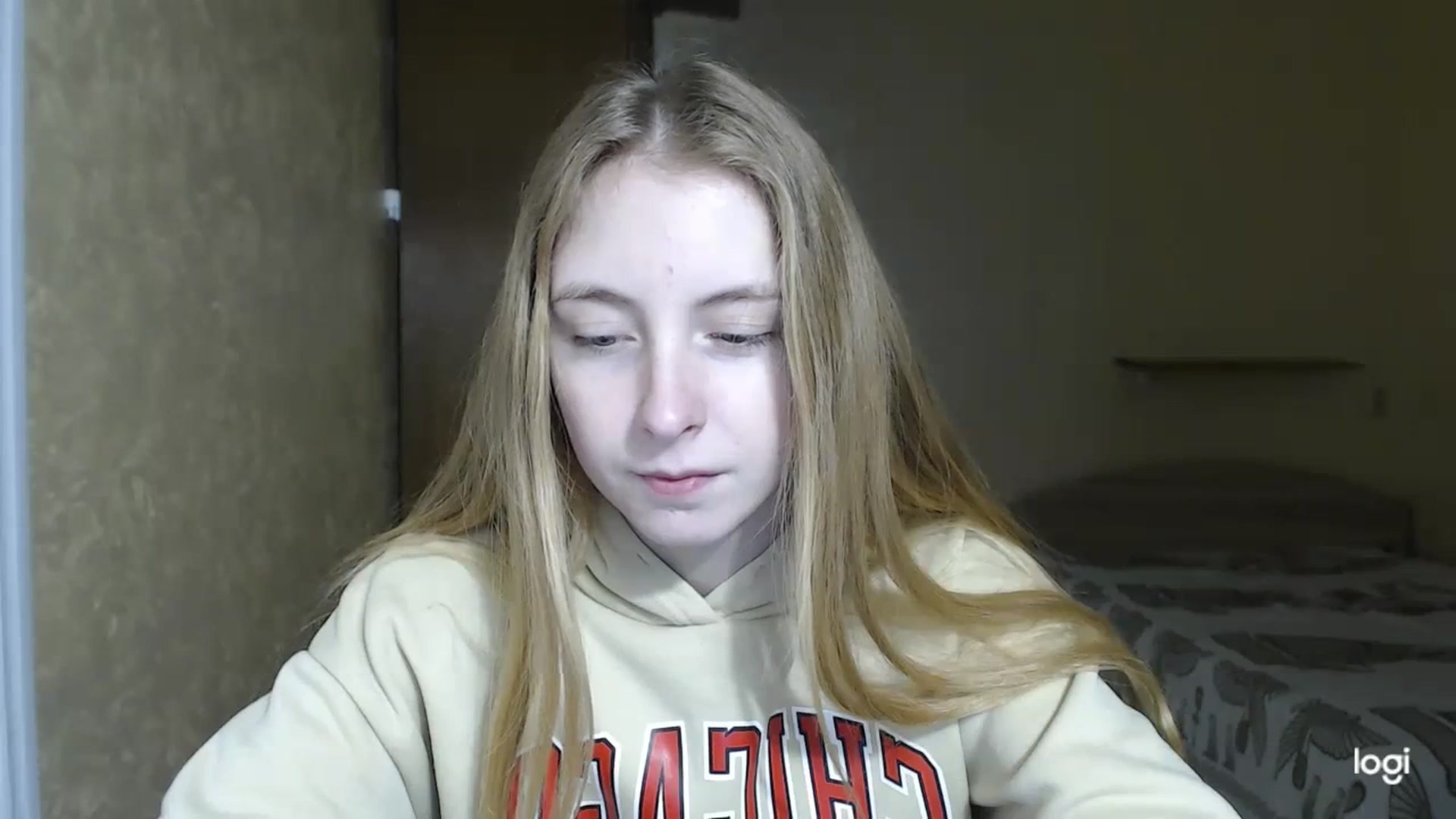 Gallery image thumbnail from LilCutie's myfreecams stream on, 01/31/2024, 15:20 image 6 of 20