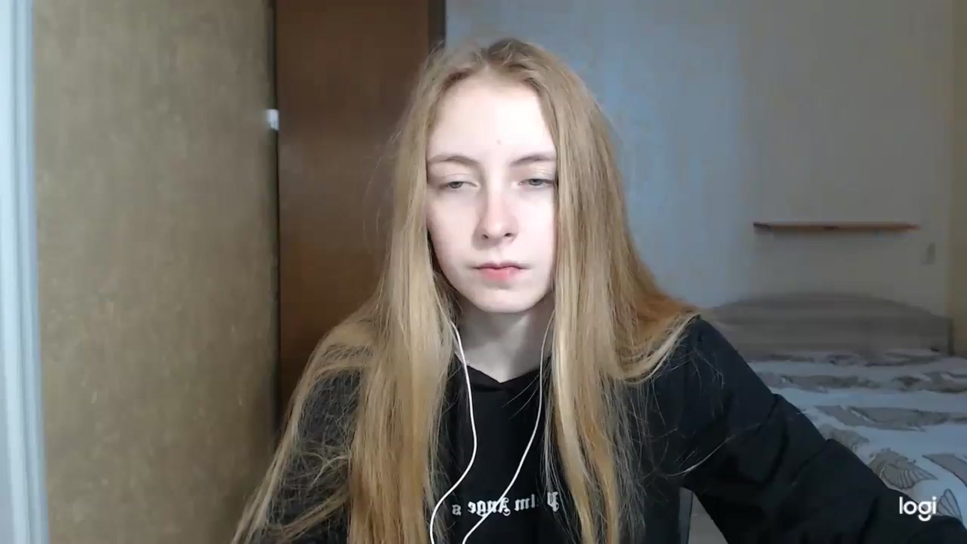 Gallery image thumbnail from LilCutie's myfreecams stream on, 02/02/2024, 11:32 image 18 of 20