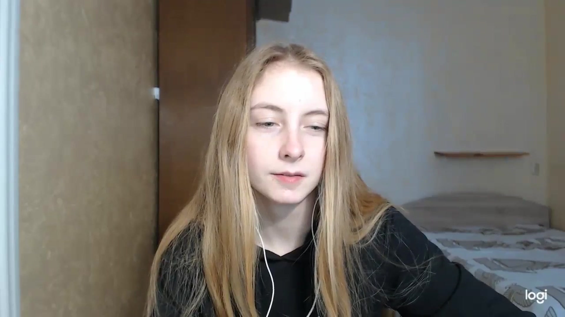 Gallery image thumbnail from LilCutie's myfreecams stream on, 02/02/2024, 11:32 image 9 of 20