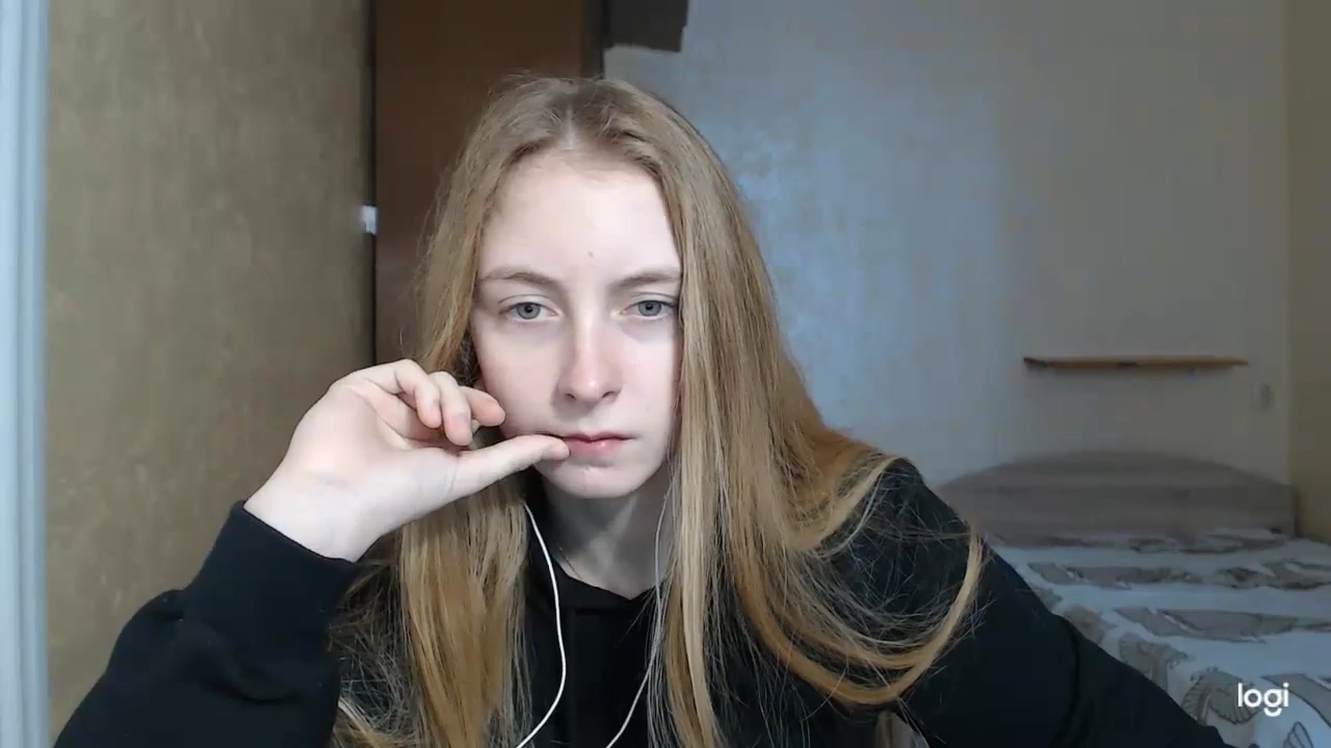 Gallery image thumbnail from LilCutie's myfreecams stream on, 02/02/2024, 11:32 image 3 of 20