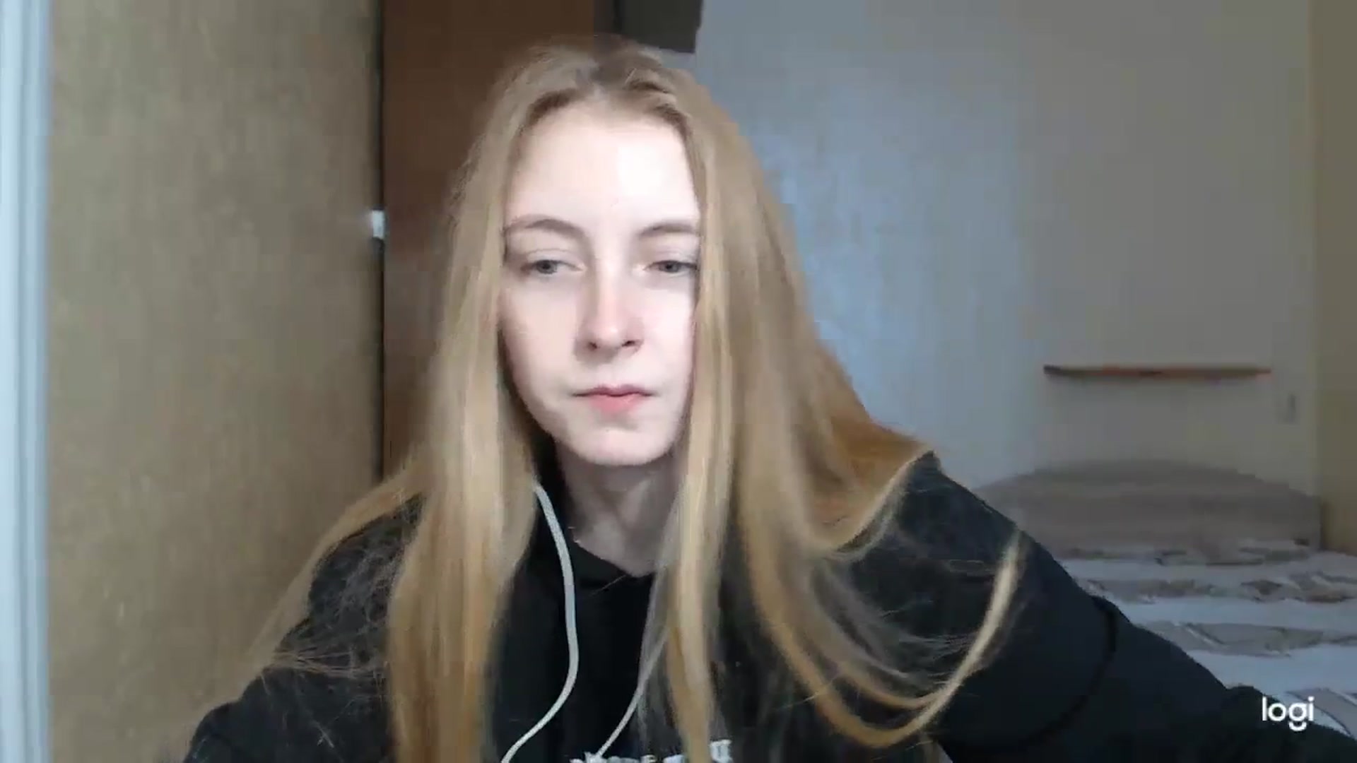 Gallery image thumbnail from LilCutie's myfreecams stream on, 02/02/2024, 11:32 image 5 of 20