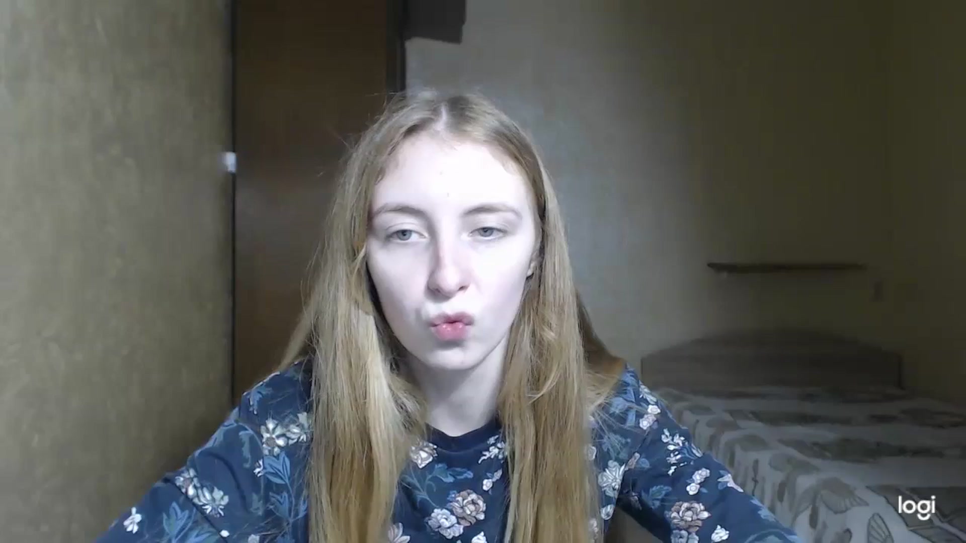 Gallery image thumbnail from LilCutie's myfreecams stream on, 02/18/2024, 17:10 image 17 of 20