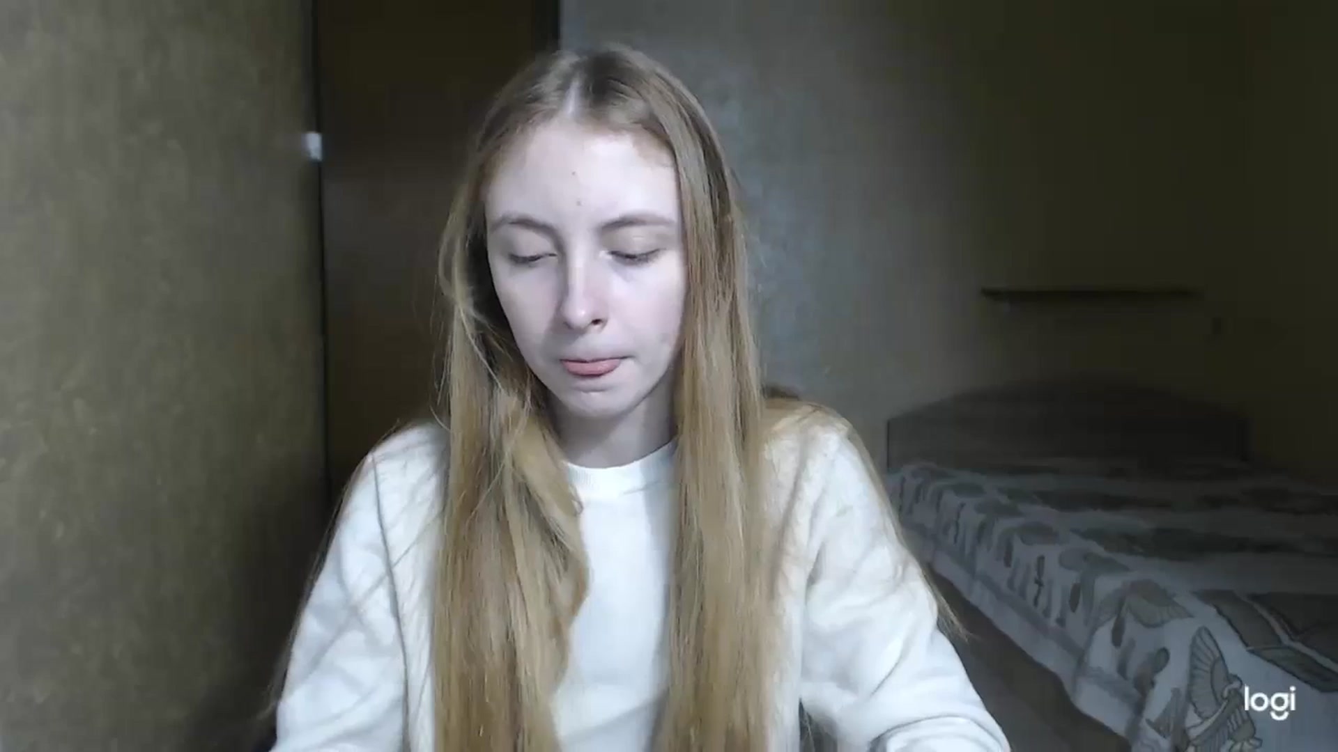 Gallery image thumbnail from LilCutie's myfreecams stream on, 02/19/2024, 16:42 image 16 of 20