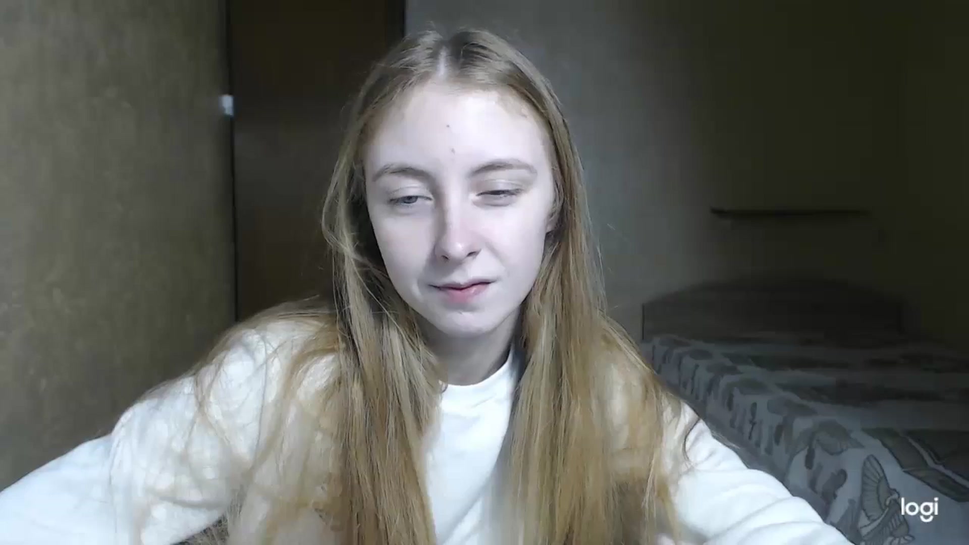 Gallery image thumbnail from LilCutie's myfreecams stream on, 02/19/2024, 16:42 image 9 of 20