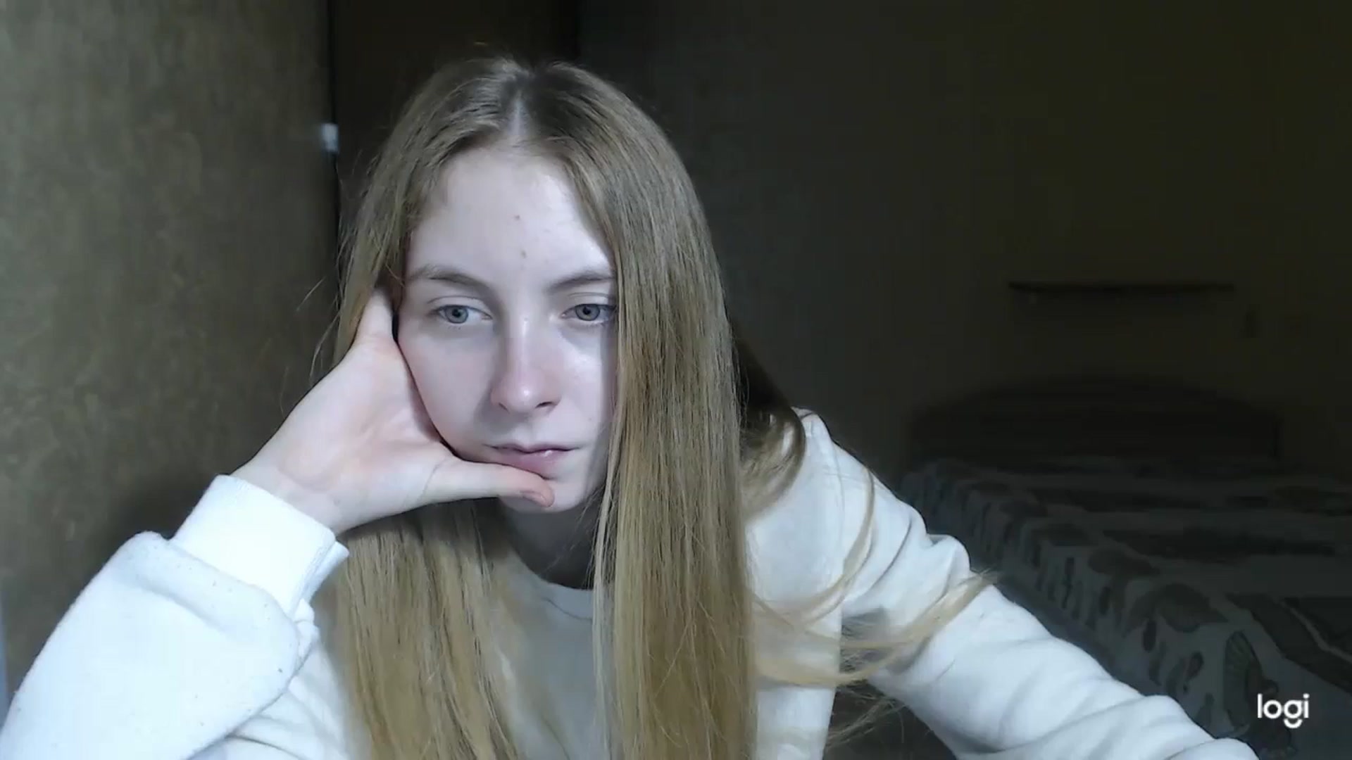 Gallery image thumbnail from LilCutie's myfreecams stream on, 02/20/2024, 17:16 image 16 of 20