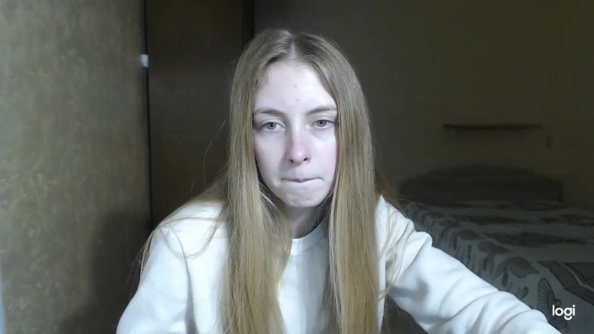 Gallery image thumbnail from LilCutie's myfreecams stream on, 02/20/2024, 17:16 image 9 of 20