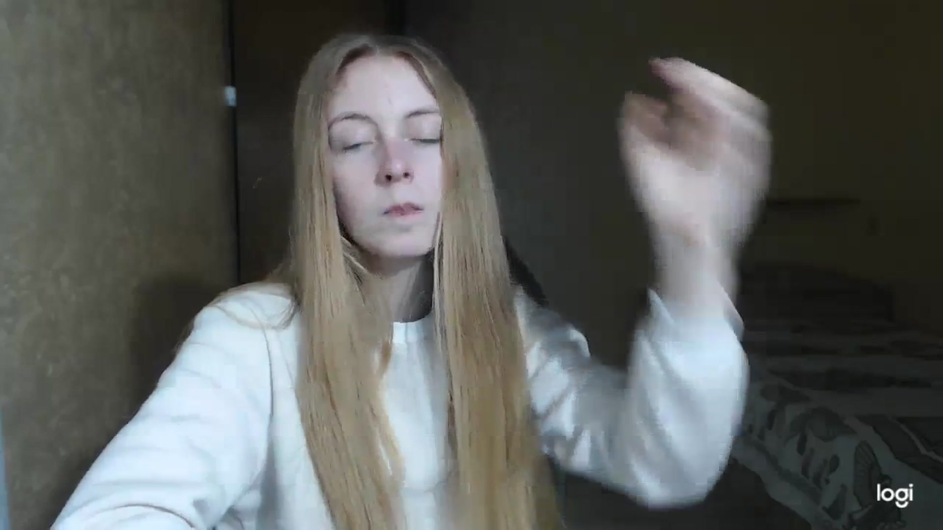 Gallery image thumbnail from LilCutie's myfreecams stream on, 02/20/2024, 17:16 image 8 of 20
