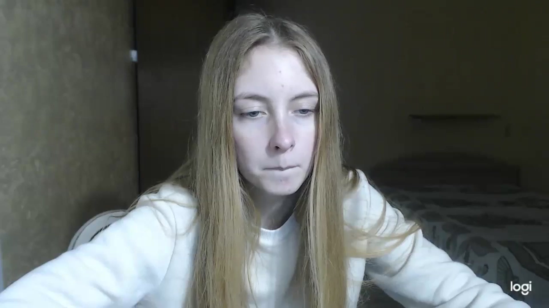 Gallery image thumbnail from LilCutie's myfreecams stream on, 02/20/2024, 17:16 image 12 of 20