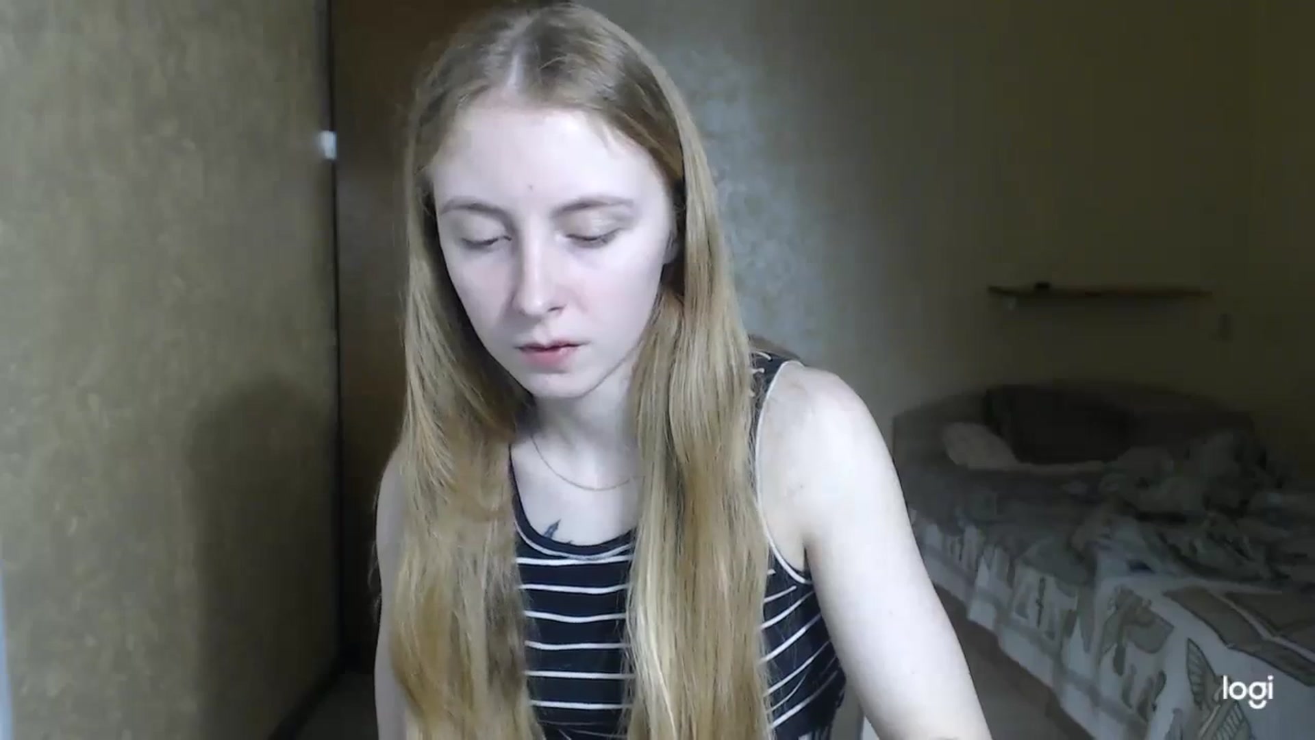 Gallery image thumbnail from LilCutie's myfreecams stream on, 03/03/2024, 21:12 image 6 of 20