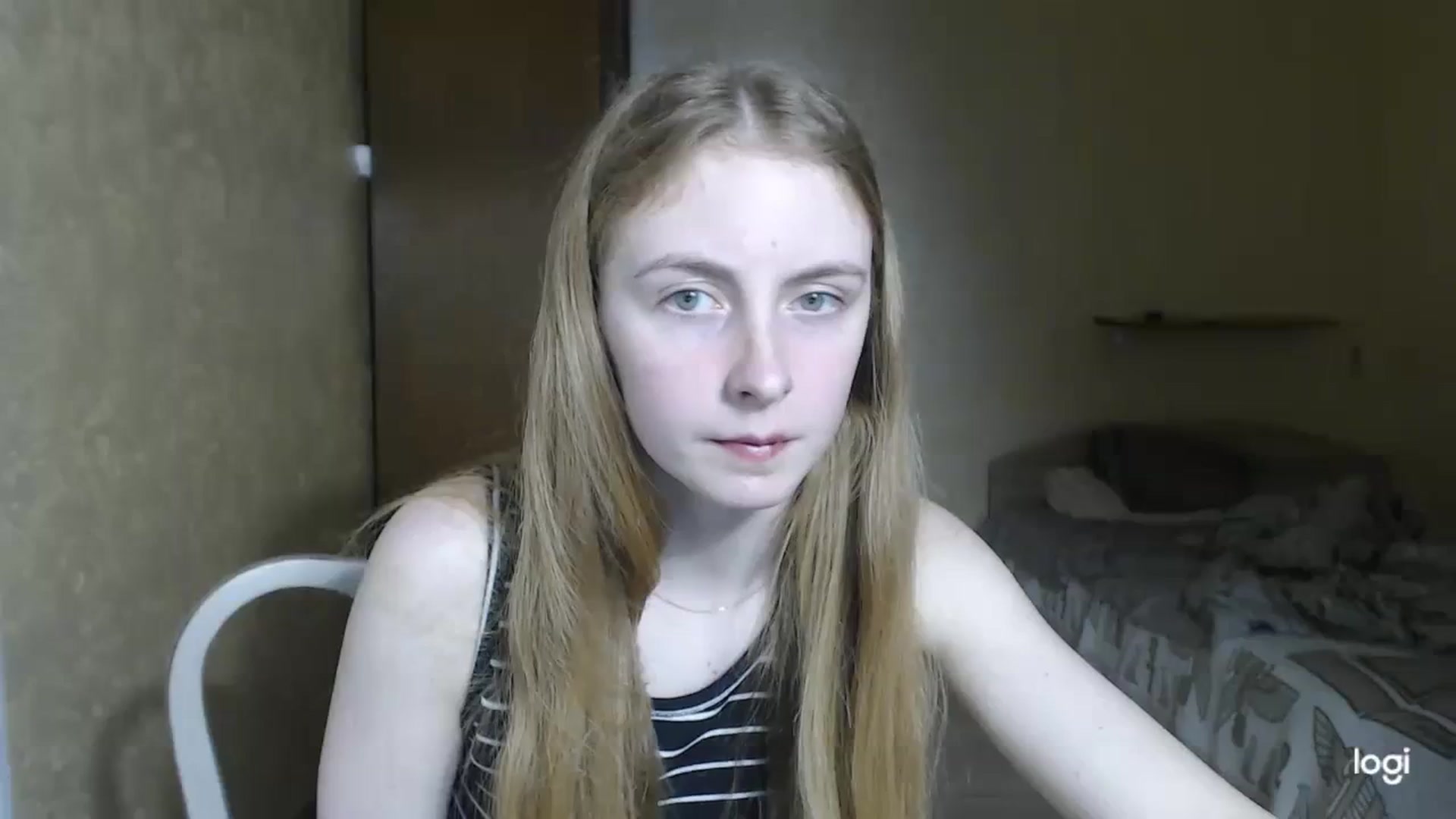 Gallery image thumbnail from LilCutie's myfreecams stream on, 03/03/2024, 21:12 image 15 of 20