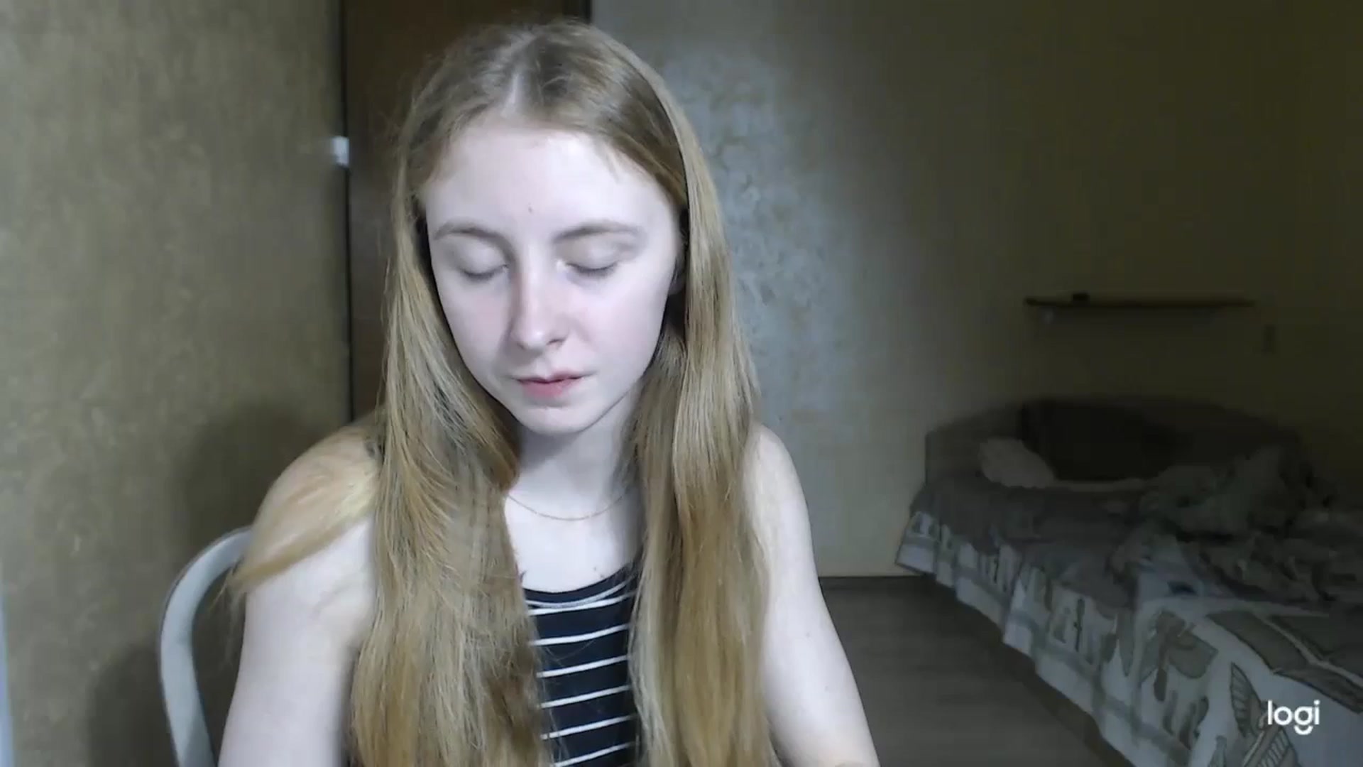Gallery image thumbnail from LilCutie's myfreecams stream on, 03/03/2024, 21:12 image 10 of 20