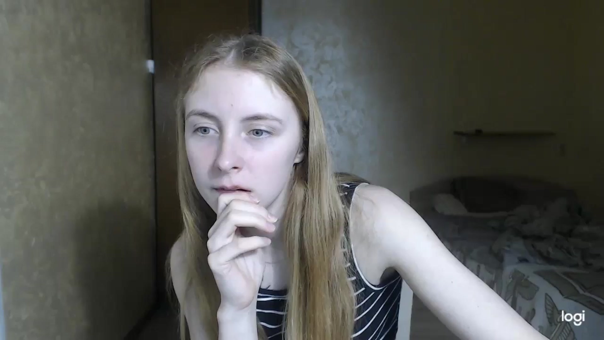 Gallery image thumbnail from LilCutie's myfreecams stream on, 03/03/2024, 21:12 image 4 of 20