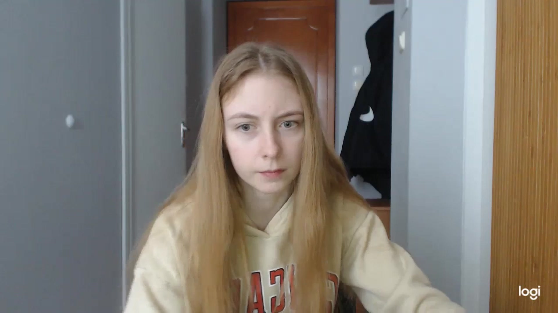 Gallery image thumbnail from LilCutie's myfreecams stream on, 03/04/2024, 11:05 image 12 of 20