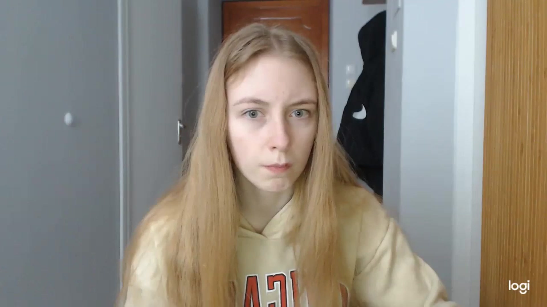 Gallery image thumbnail from LilCutie's myfreecams stream on, 03/04/2024, 11:05 image 3 of 20