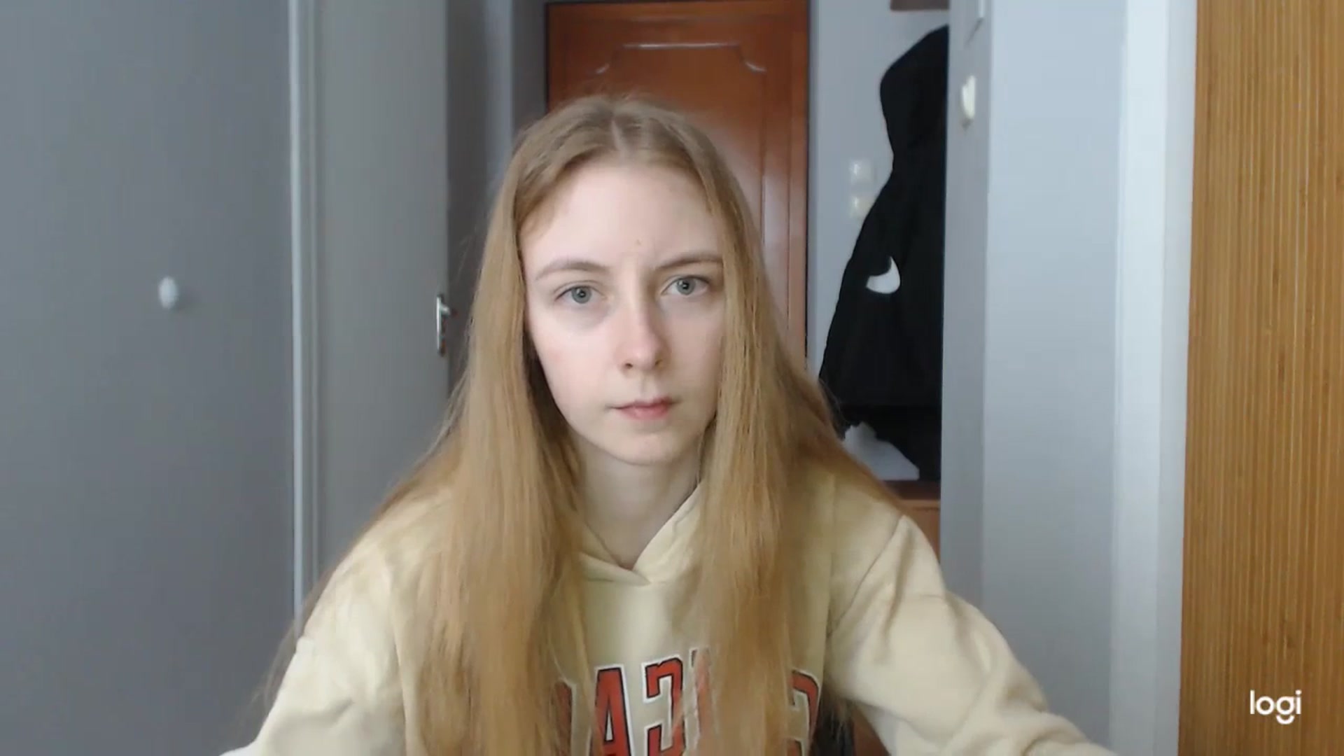 Gallery image thumbnail from LilCutie's myfreecams stream on, 03/04/2024, 11:05 image 11 of 20