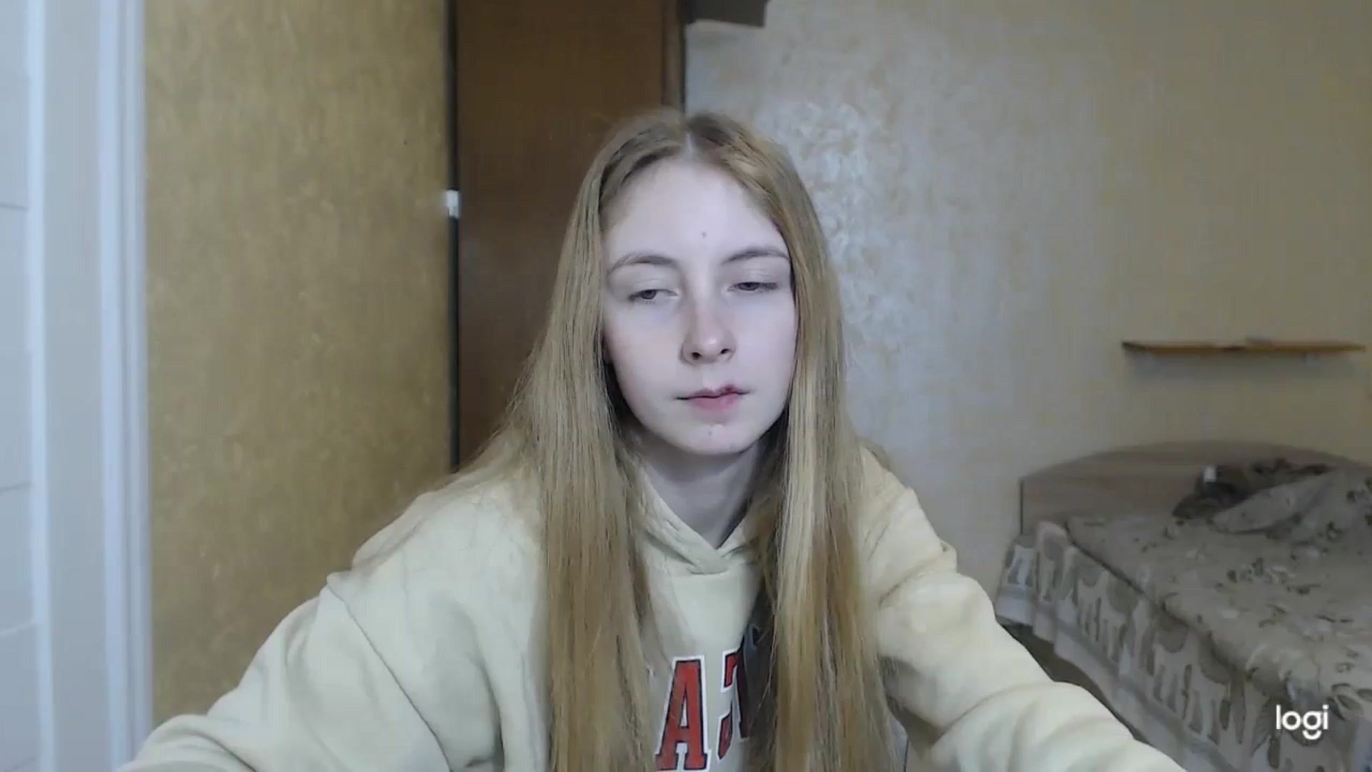 Gallery image thumbnail from LilCutie's myfreecams stream on, 03/05/2024, 12:49 image 16 of 20