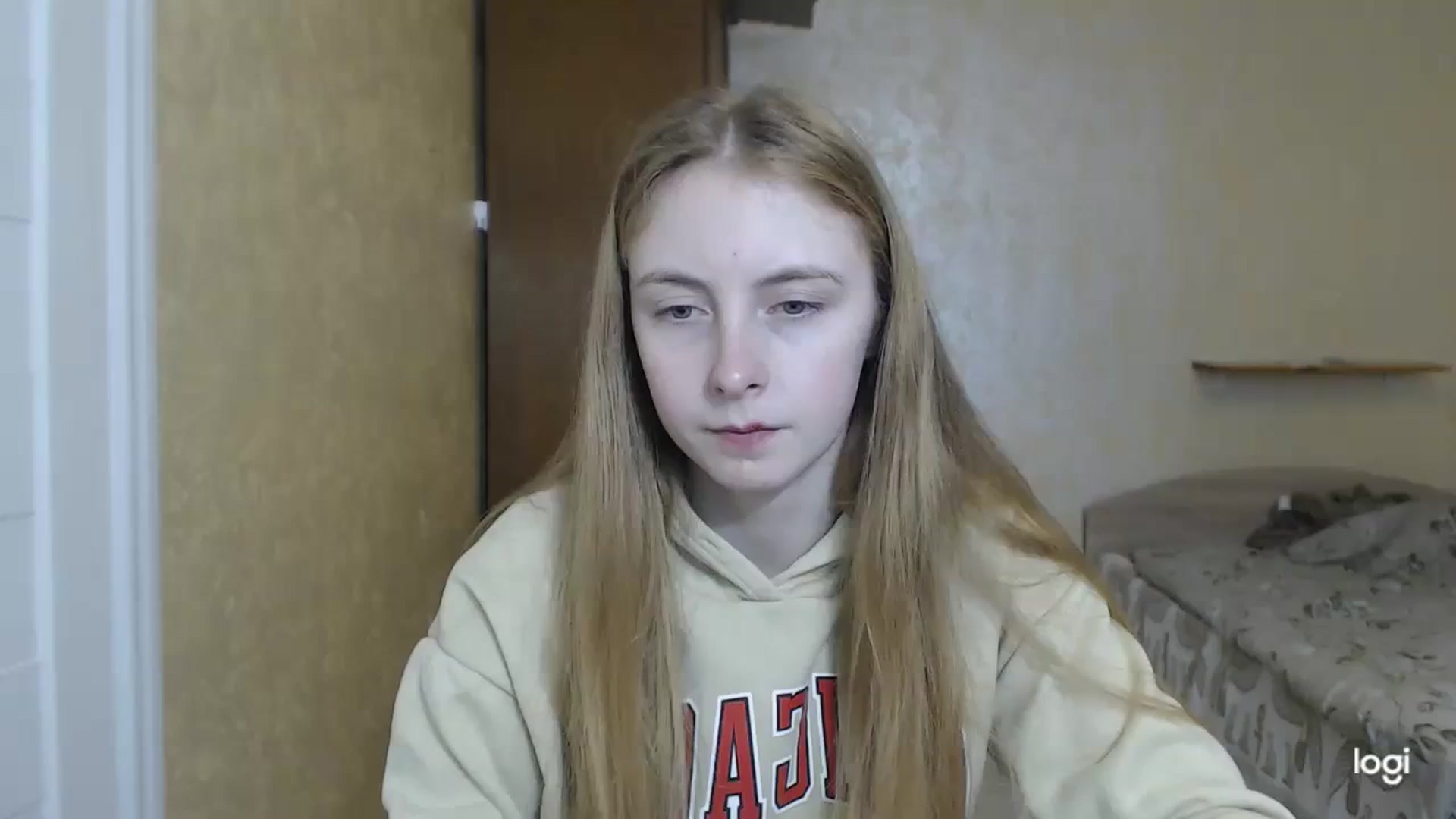 Gallery image thumbnail from LilCutie's myfreecams stream on, 03/05/2024, 12:49 image 10 of 20