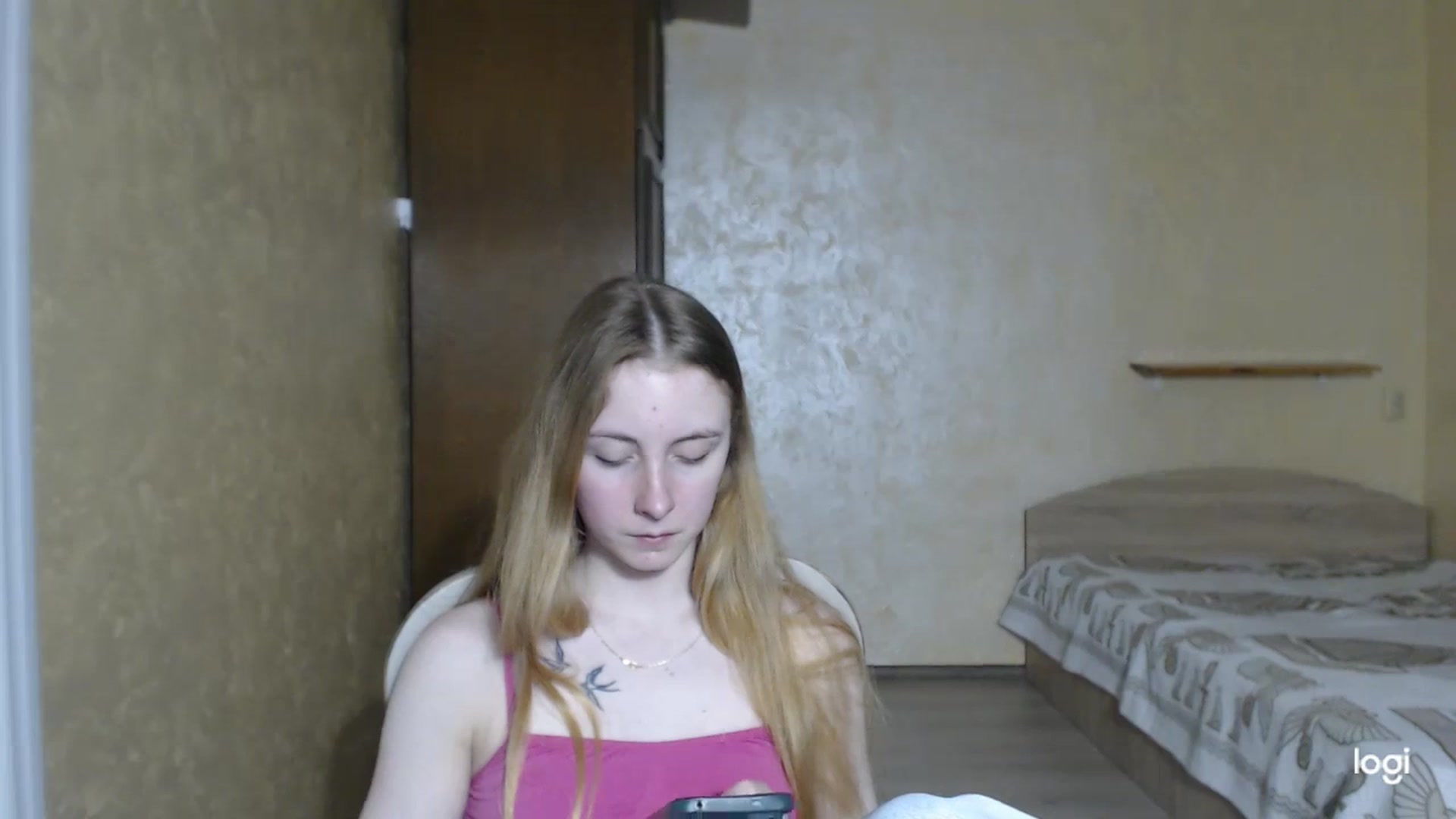 Gallery image thumbnail from LilCutie's myfreecams stream on, 03/14/2024, 16:01 image 17 of 20