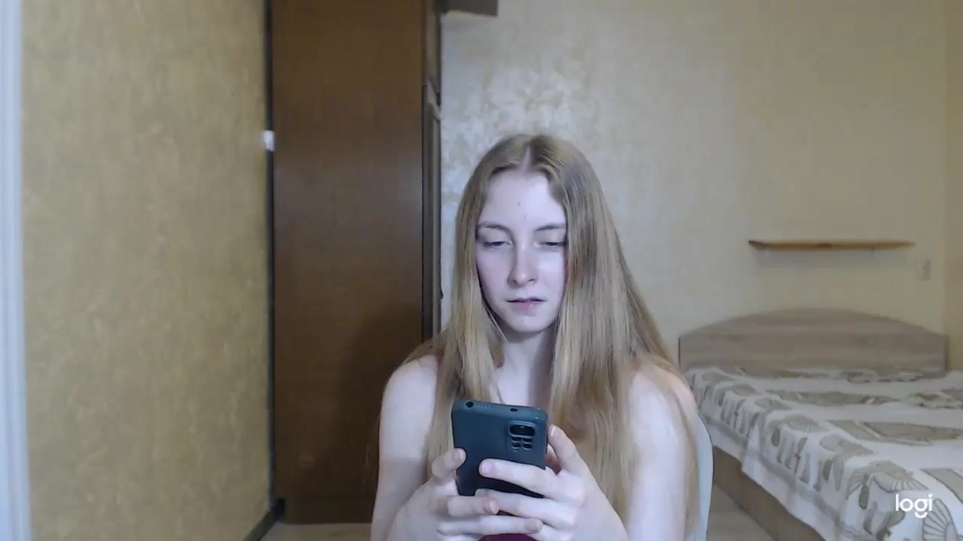 Gallery image thumbnail from LilCutie's myfreecams stream on, 03/14/2024, 17:11 image 17 of 20