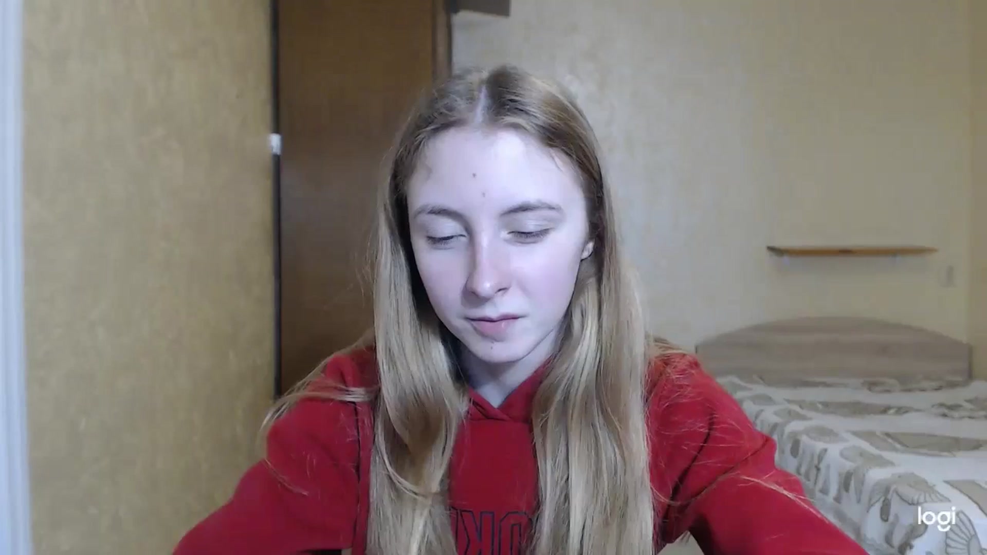 Gallery image thumbnail from LilCutie's myfreecams stream on, 03/14/2024, 17:11 image 6 of 20