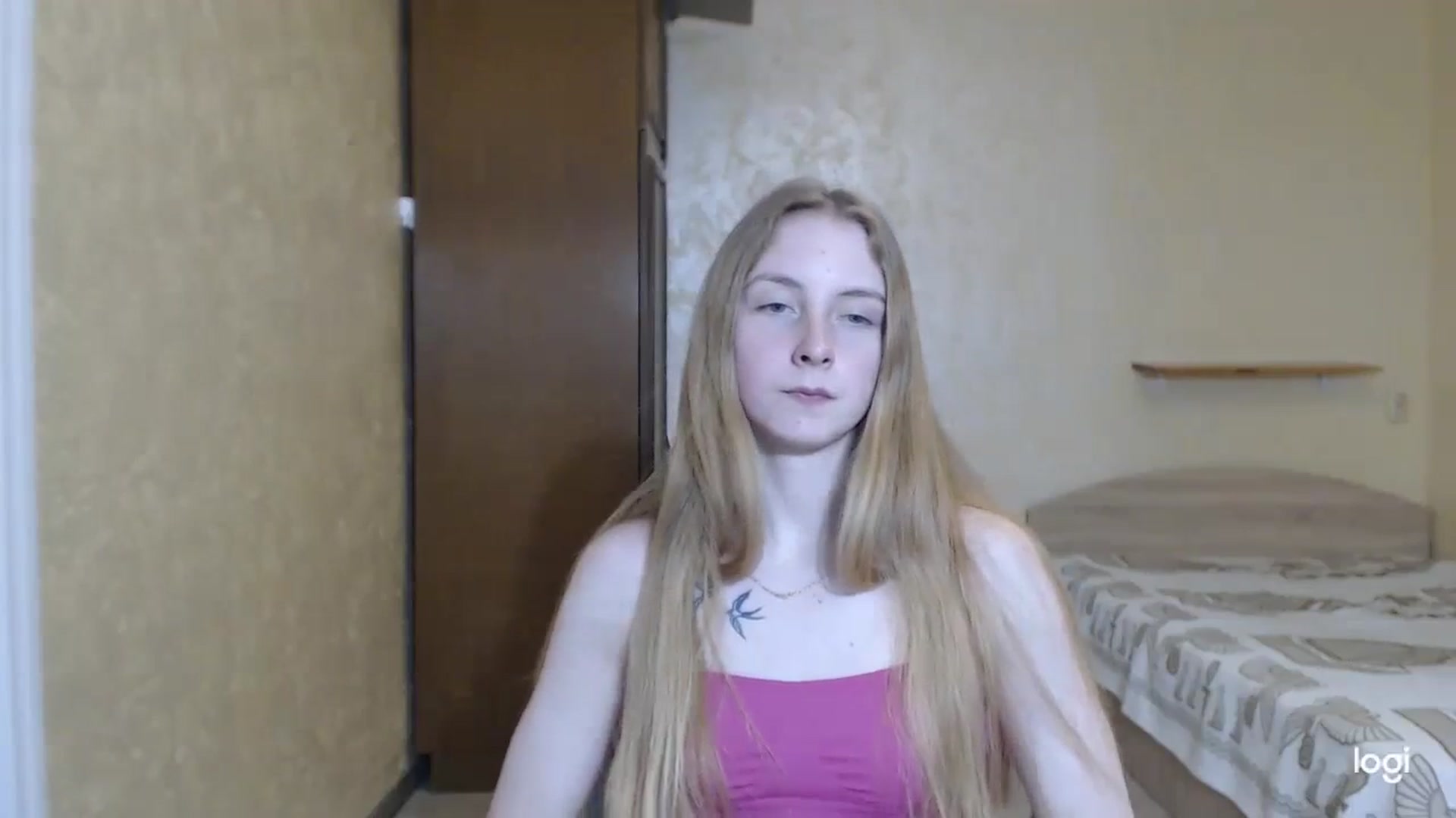 Gallery image thumbnail from LilCutie's myfreecams stream on, 03/14/2024, 17:11 image 15 of 20