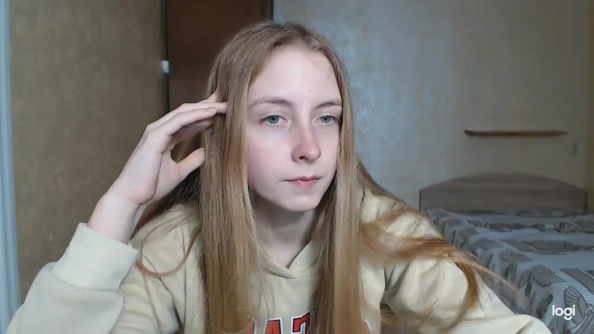 Gallery image thumbnail from LilCutie's myfreecams stream on, 03/19/2024, 14:14 image 17 of 20