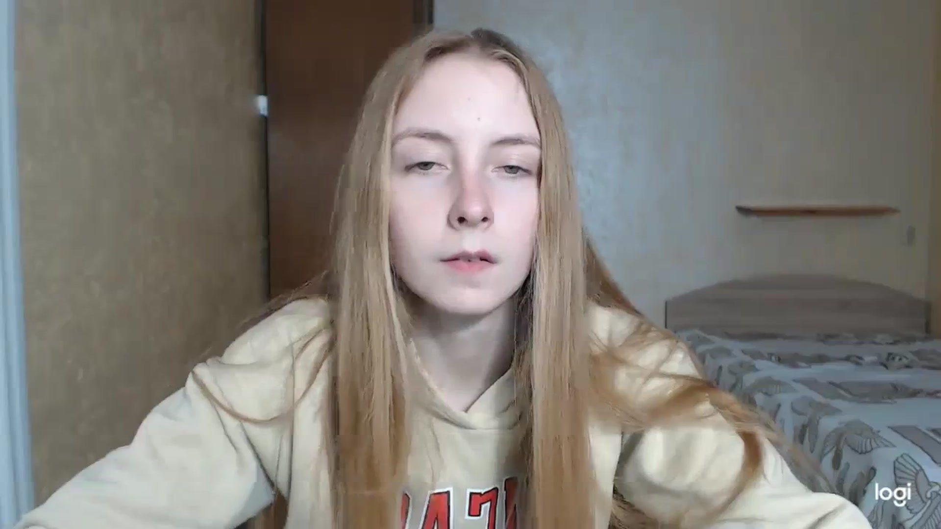 Gallery image thumbnail from LilCutie's myfreecams stream on, 03/19/2024, 14:14 image 18 of 20