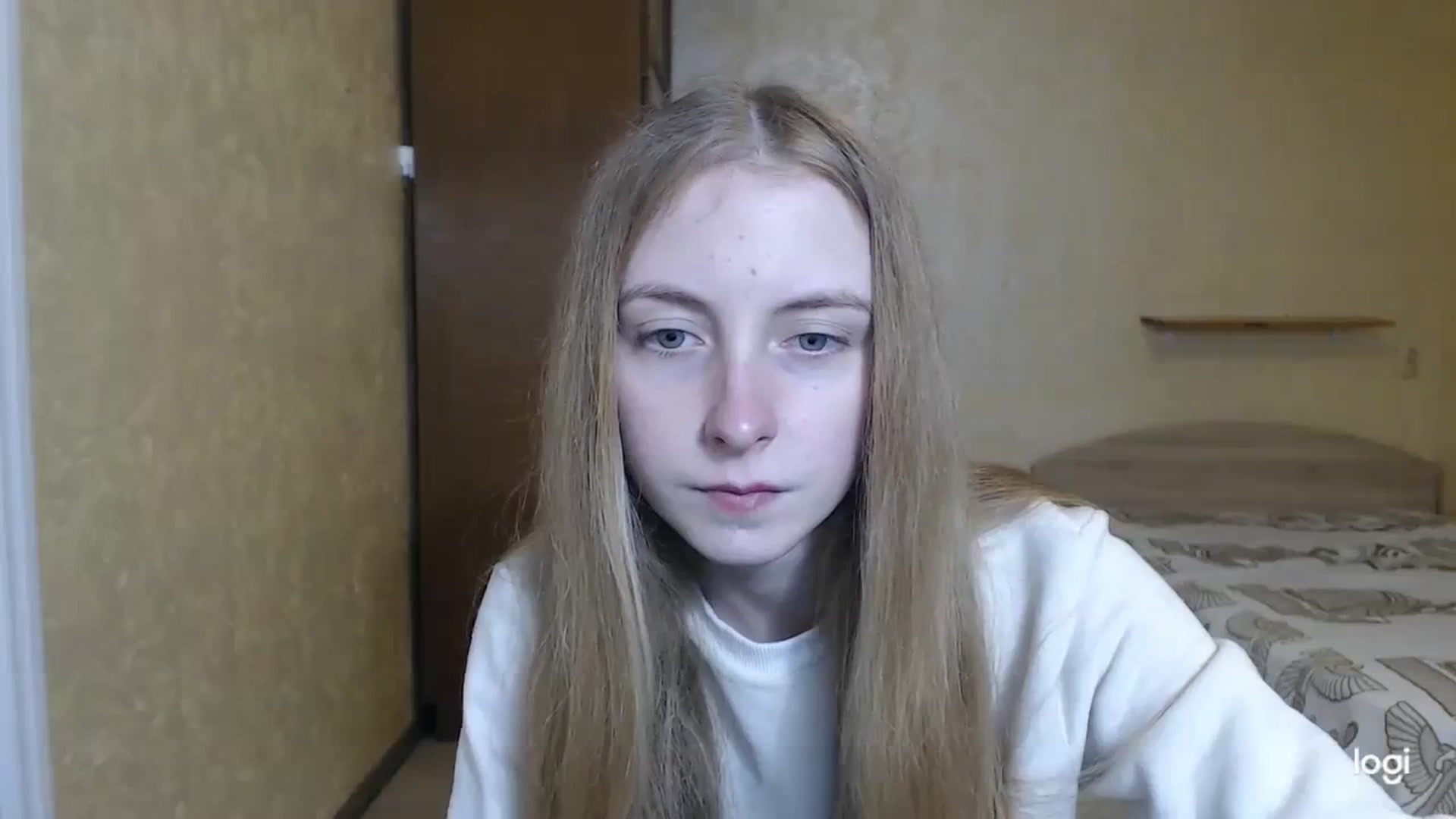 Gallery image thumbnail from LilCutie's myfreecams stream on, 03/21/2024, 17:58 image 16 of 20