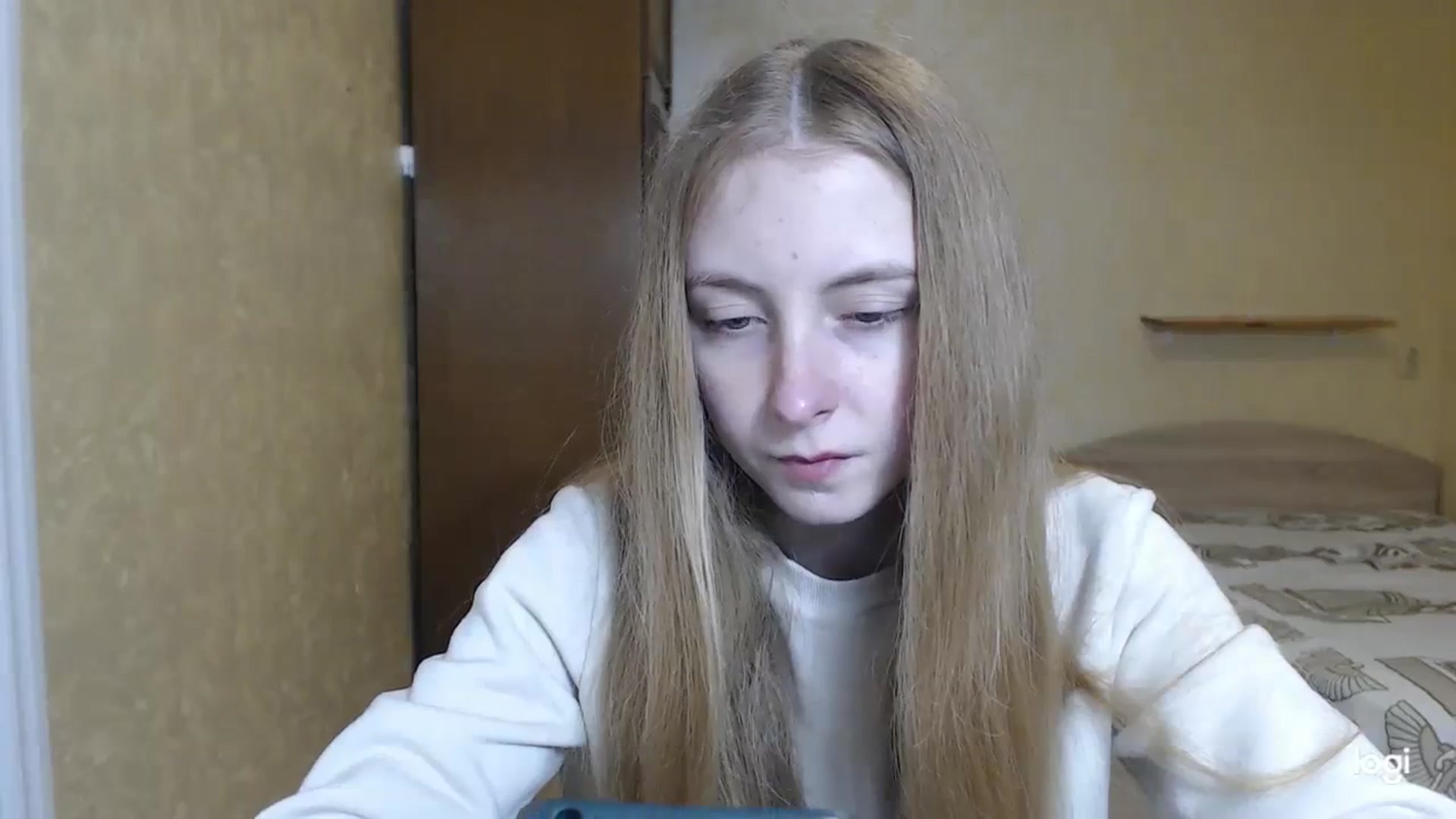 Gallery image thumbnail from LilCutie's myfreecams stream on, 03/21/2024, 17:58 image 10 of 20