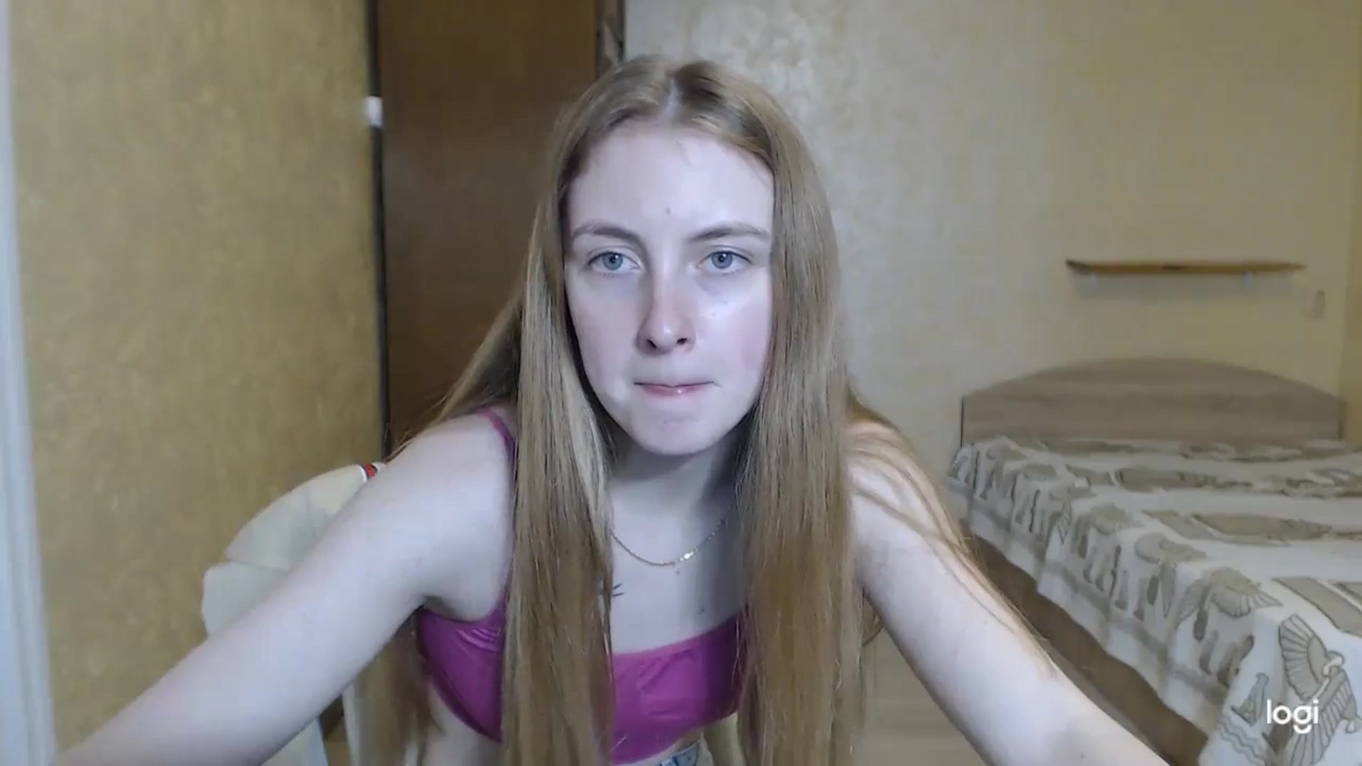 Gallery image thumbnail from LilCutie's myfreecams stream on, 03/28/2024, 18:59 image 16 of 20