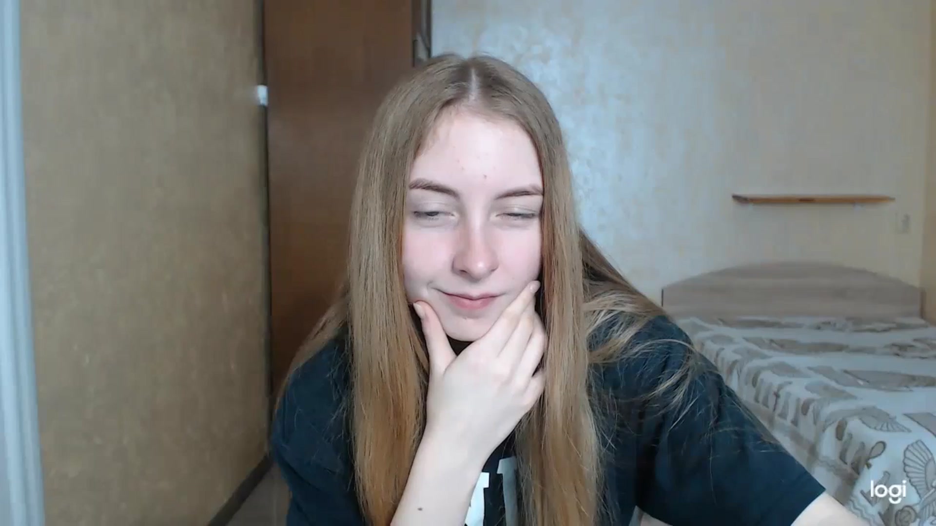 Gallery image thumbnail from LilCutie's myfreecams stream on, 04/05/2024, 12:28 image 3 of 20