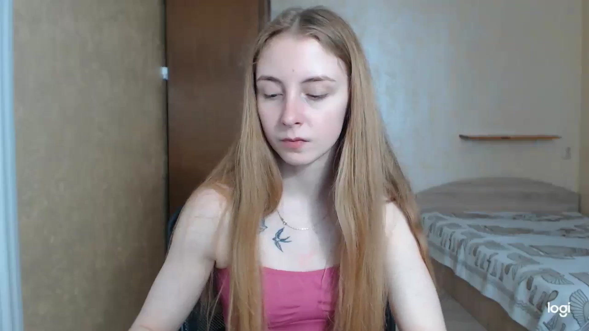 Gallery image thumbnail from LilCutie's myfreecams stream on, 04/14/2024, 12:52 image 13 of 20