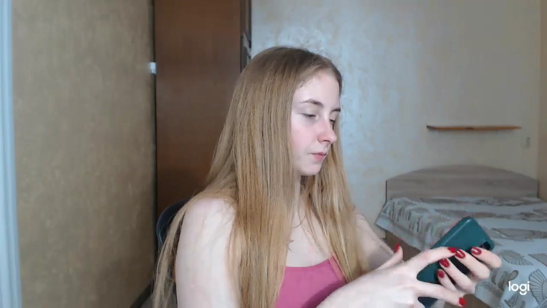 Gallery image thumbnail from LilCutie's myfreecams stream on, 04/14/2024, 12:52 image 18 of 20