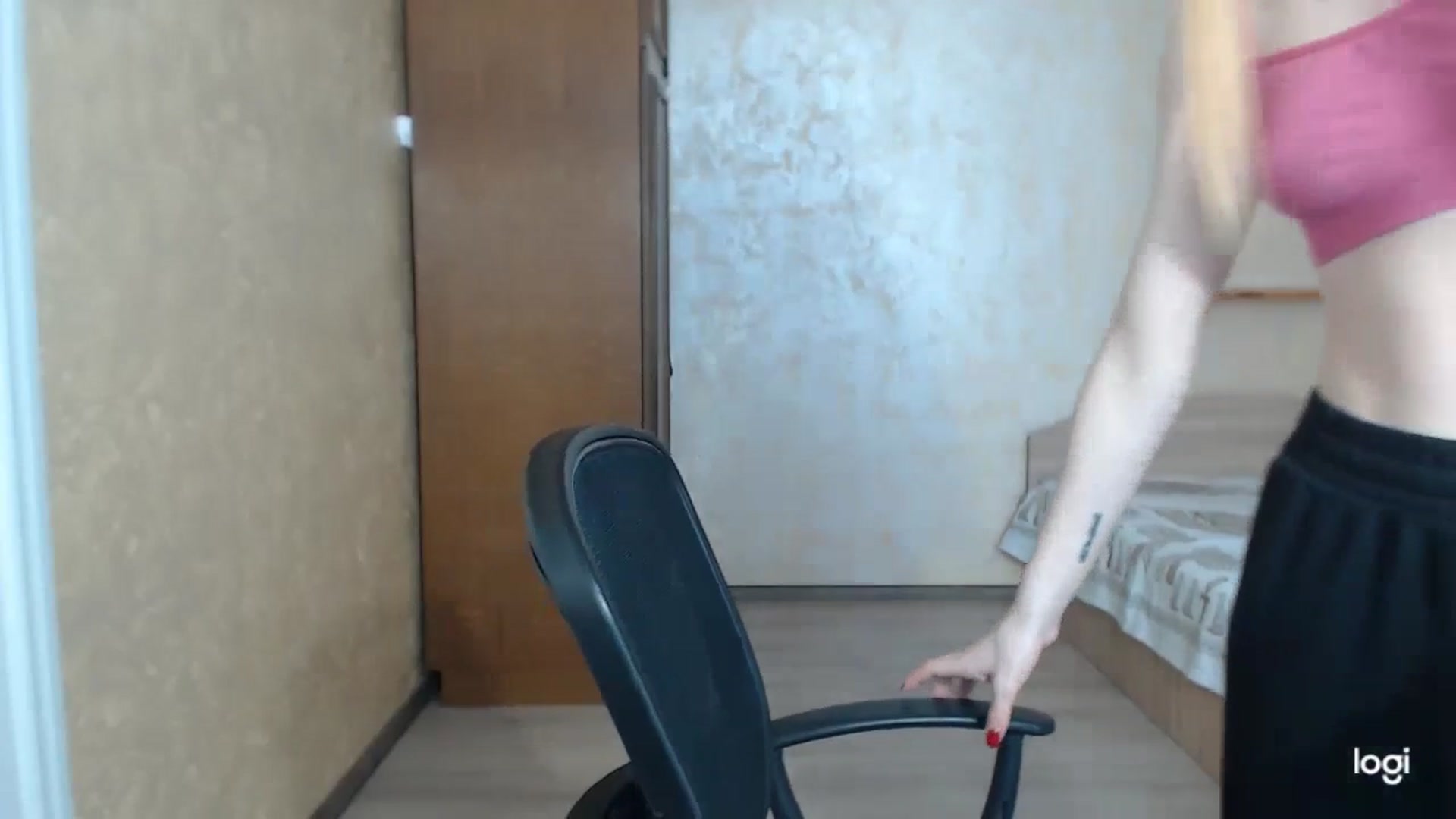 Gallery image thumbnail from LilCutie's myfreecams stream on, 04/14/2024, 12:52 image 11 of 20