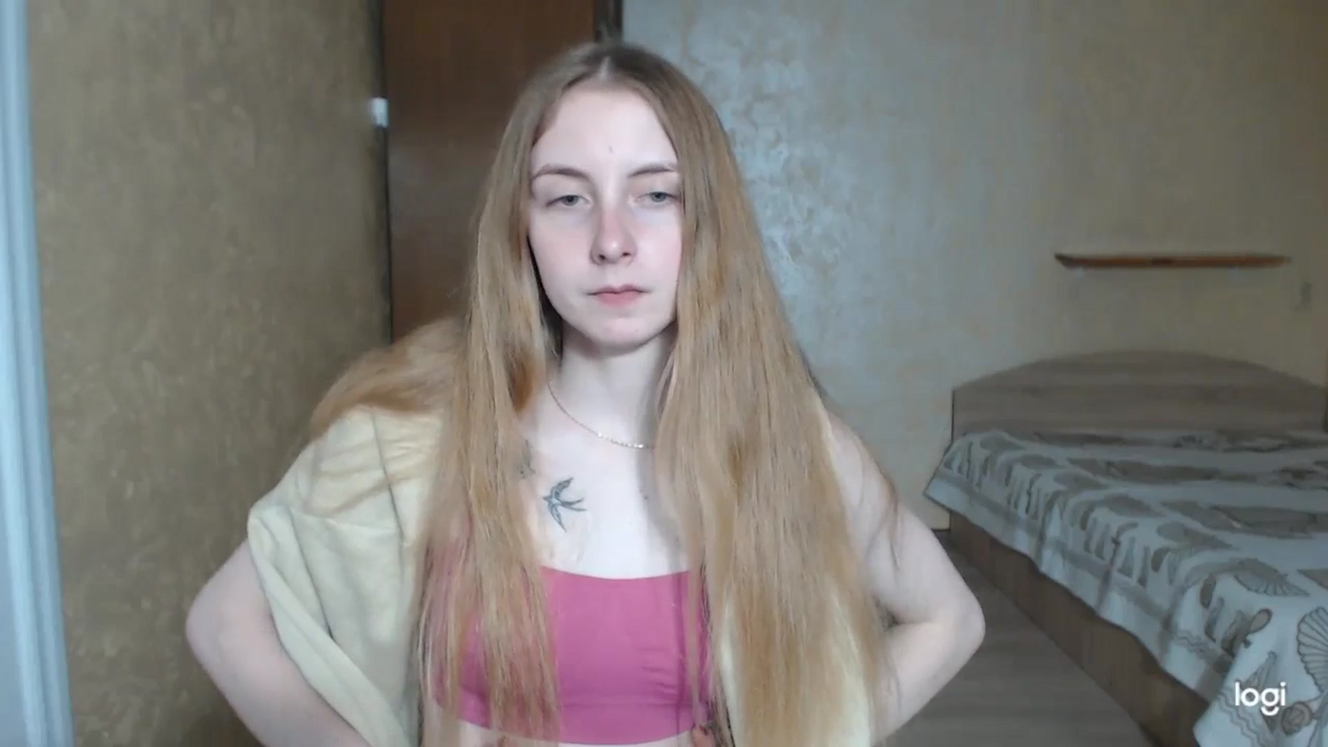Gallery image thumbnail from LilCutie's myfreecams stream on, 04/16/2024, 16:54 image 5 of 20