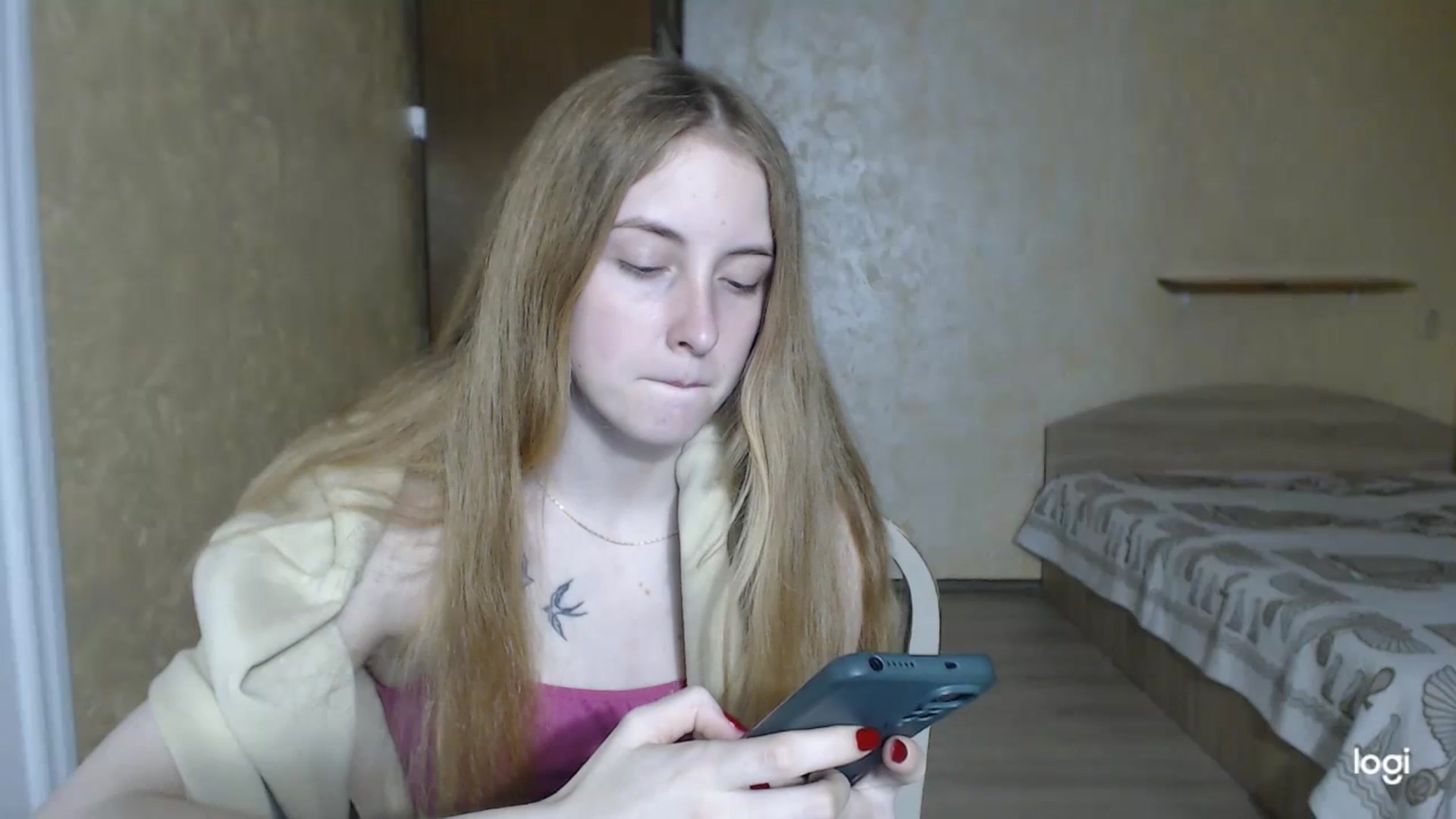 Gallery image thumbnail from LilCutie's myfreecams stream on, 04/16/2024, 16:54 image 8 of 20