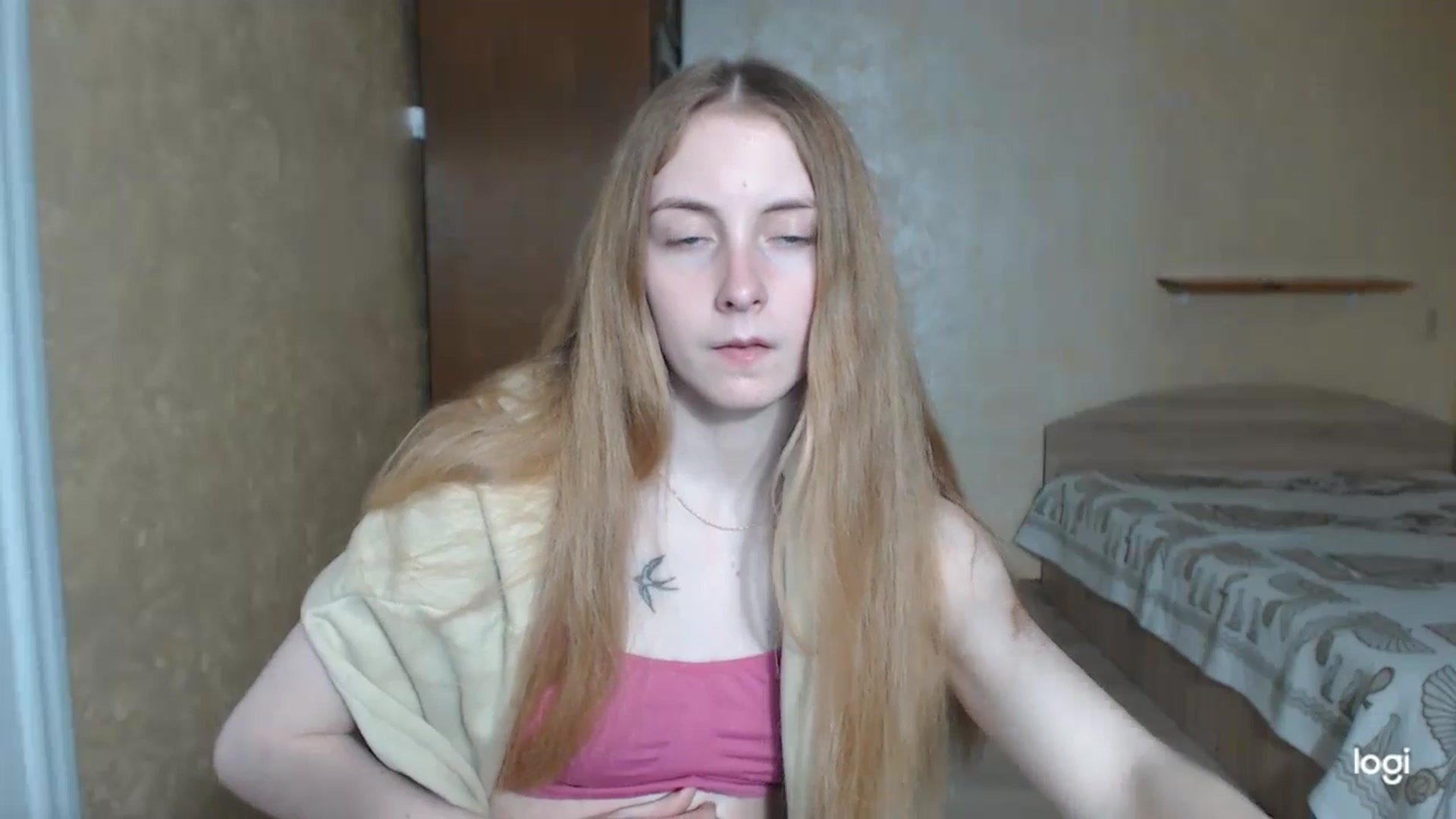 Gallery image thumbnail from LilCutie's myfreecams stream on, 04/16/2024, 16:54 image 6 of 20