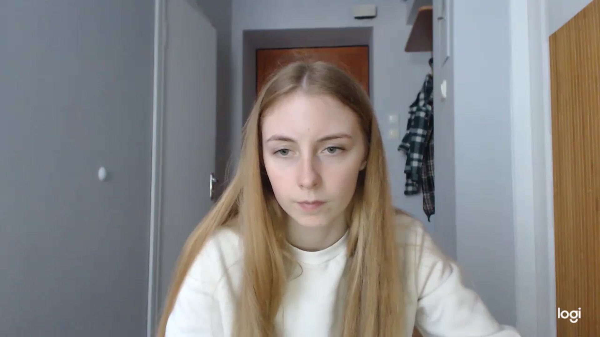Gallery image thumbnail from LilCutie's myfreecams stream on, 04/27/2024, 13:42 image 10 of 20